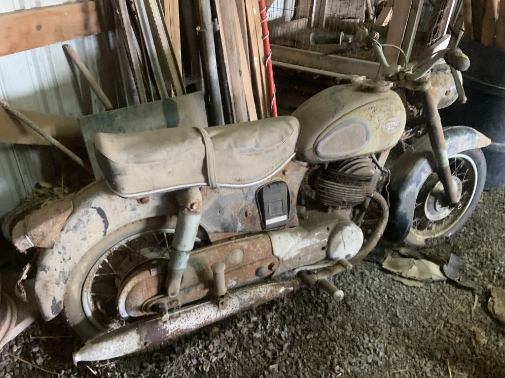 Property photo 211 - TIMED ONLINE ONLY PERSONAL PROPERTY AUCTION IN ALLEN COUNTY, INDIANA