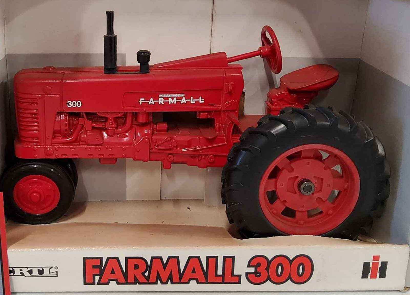 Property photo 3 - TIMED ONLINE ONLY PERSONAL PROPERTY AUCTION IN WHITLEY COUNTY, INDIANA