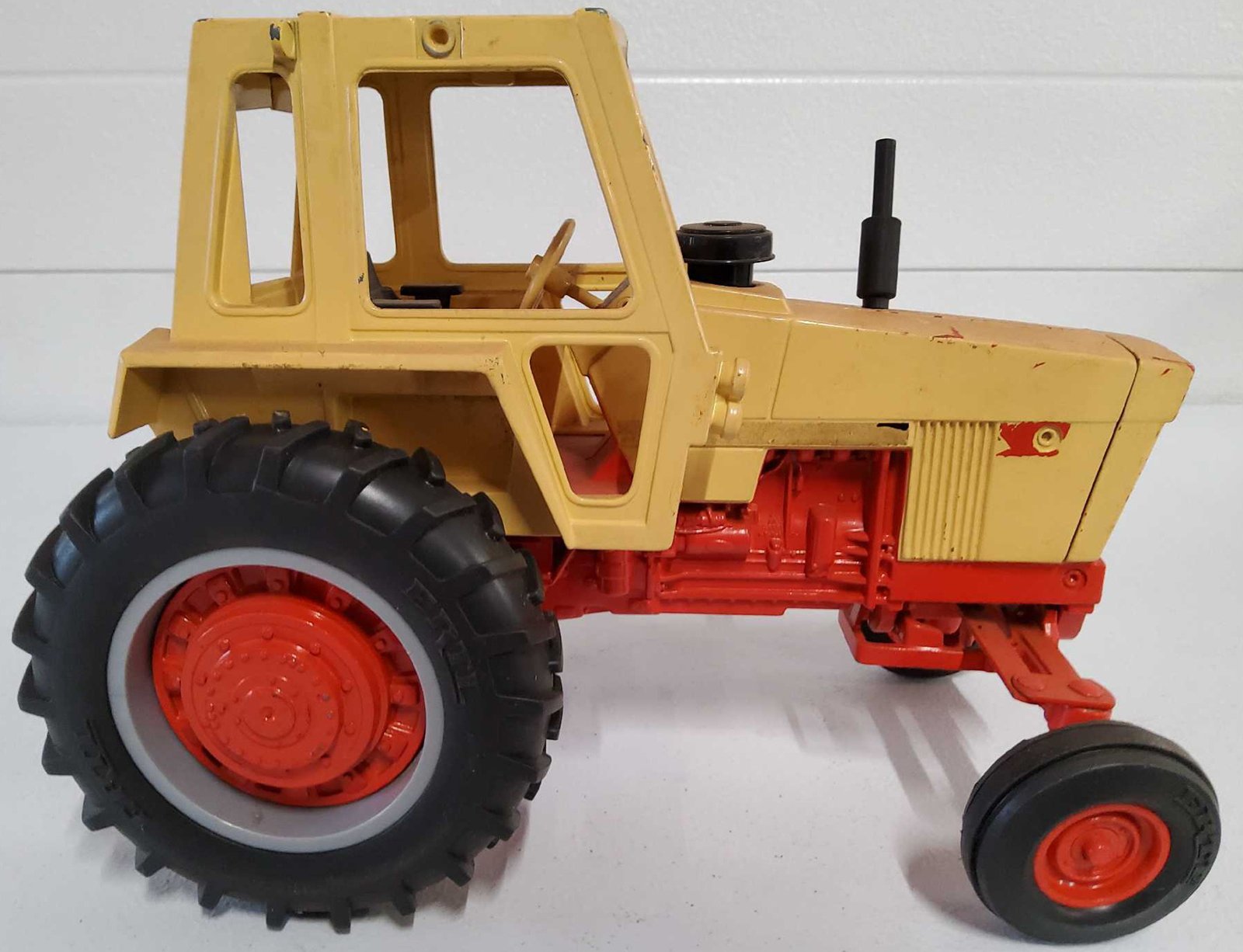 Property photo 6 - TIMED ONLINE ONLY PERSONAL PROPERTY AUCTION IN WHITLEY COUNTY, INDIANA