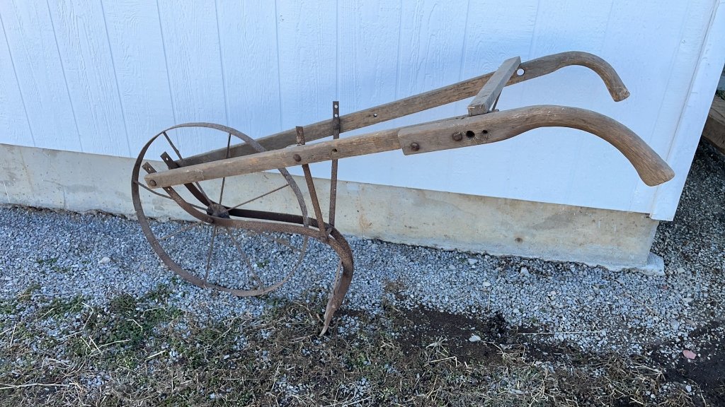 Property photo 380 - TIMED ONLINE ONLY PERSONAL PROPERTY AUCTION IN ALLEN COUNTY, INDIANA