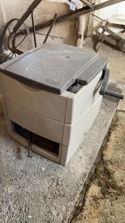 Property photo 384 - TIMED ONLINE ONLY PERSONAL PROPERTY AUCTION IN ALLEN COUNTY, INDIANA
