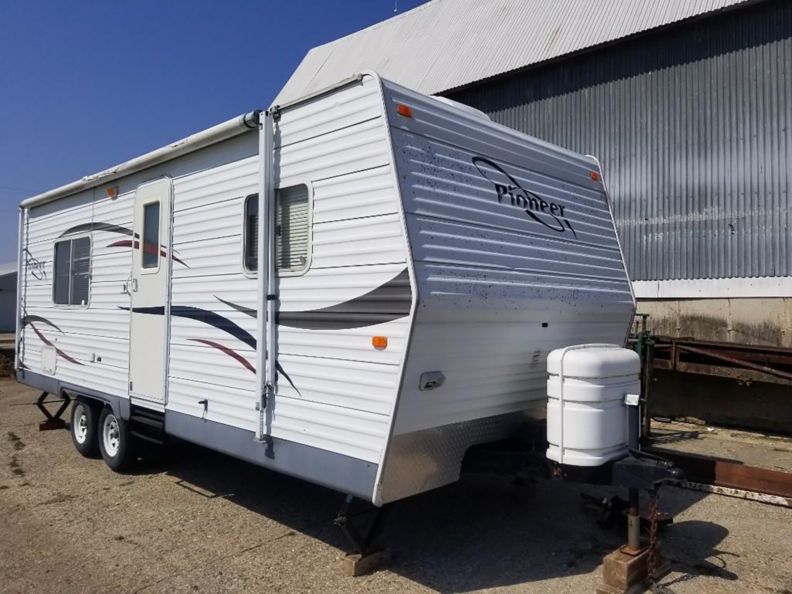Property photo 8 - TIMED ONLINE RECREATIONAL EQUIPMENT AUCTION