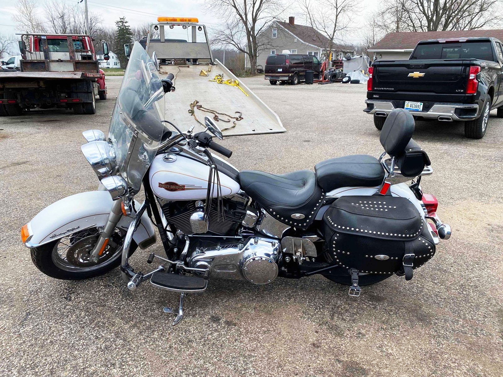 Property photo 40 - TIMED ONLINE RECREATIONAL EQUIPMENT AUCTION
