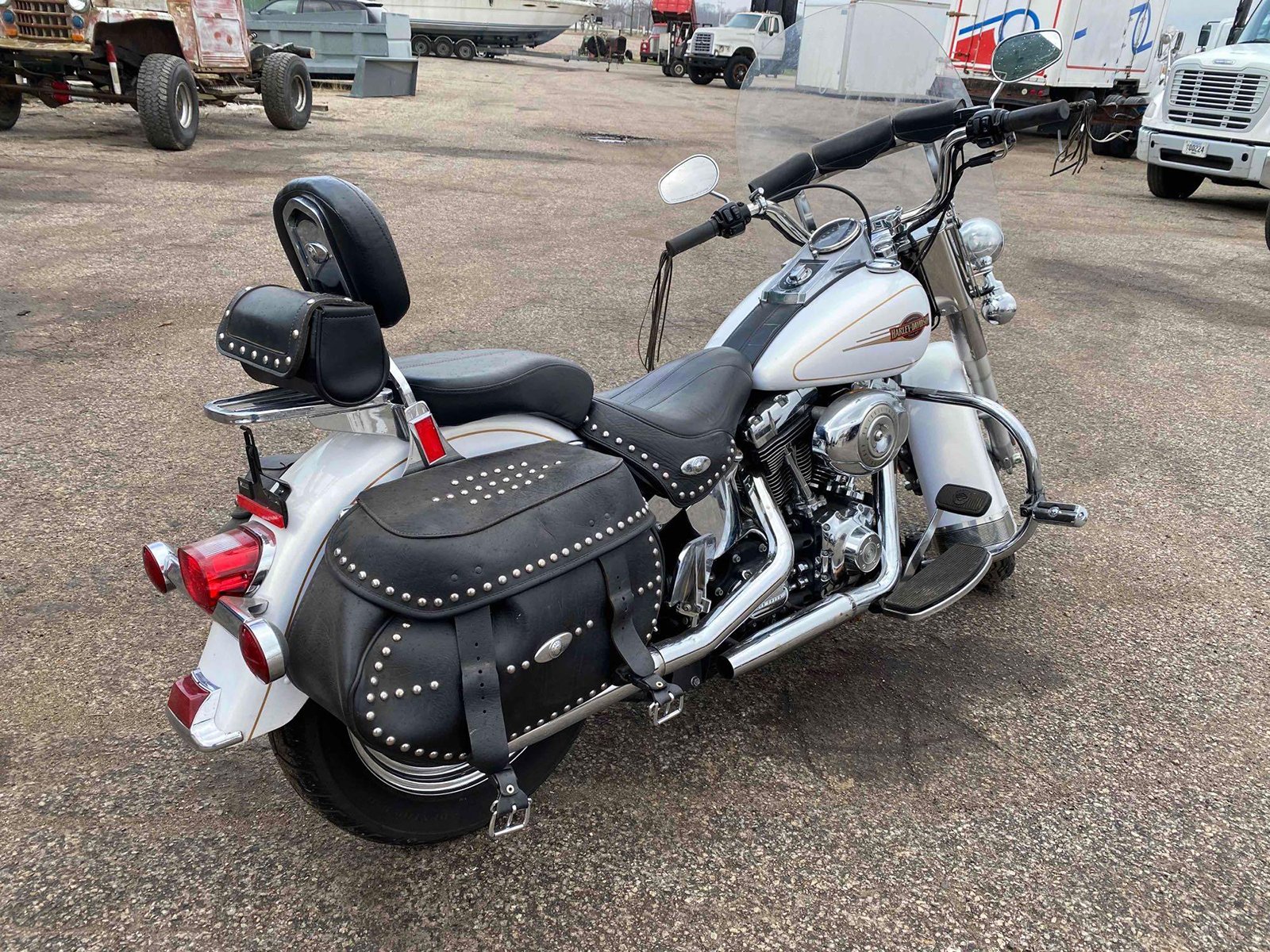Property photo 41 - TIMED ONLINE RECREATIONAL EQUIPMENT AUCTION