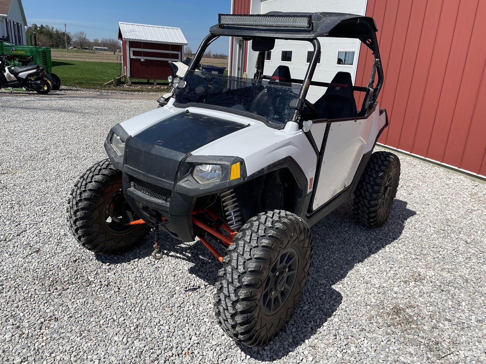 Property photo 32 - TIMED ONLINE RECREATIONAL EQUIPMENT AUCTION