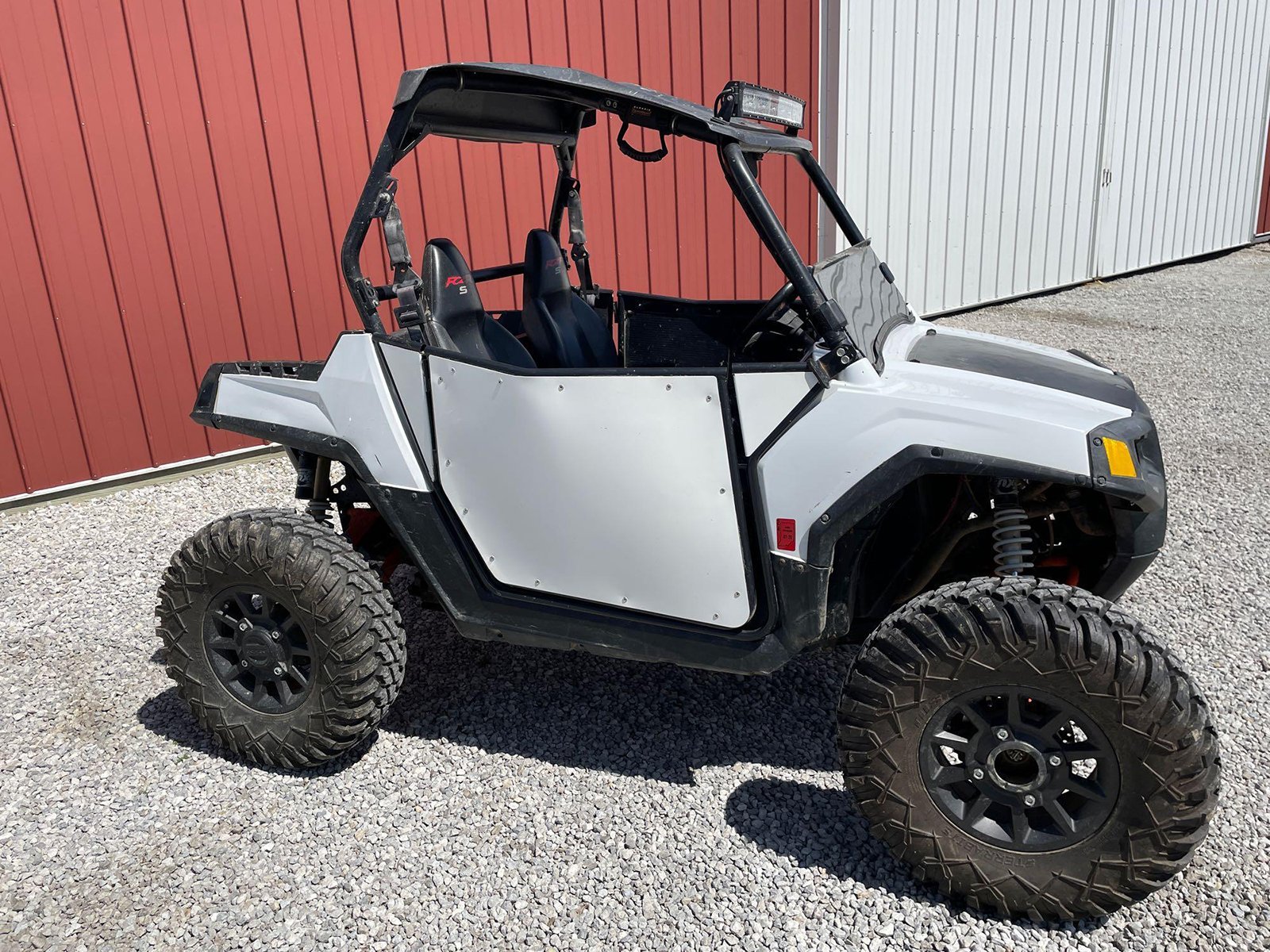 Property photo 31 - TIMED ONLINE RECREATIONAL EQUIPMENT AUCTION