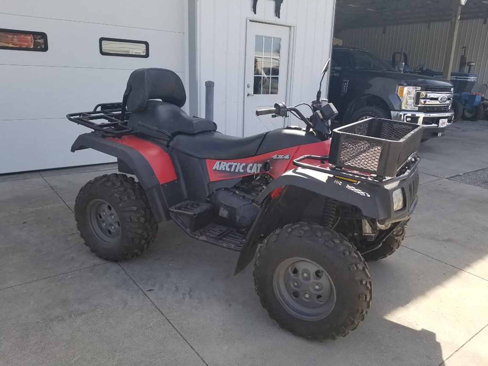 Property photo 38 - TIMED ONLINE RECREATIONAL EQUIPMENT AUCTION