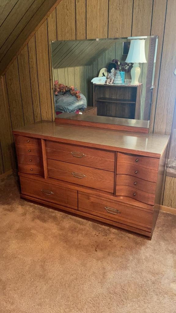 Property photo 207 - TIMED ONLINE ONLY PERSONAL PROPERTY AUCTION IN ALLEN COUNTY, INDIANA