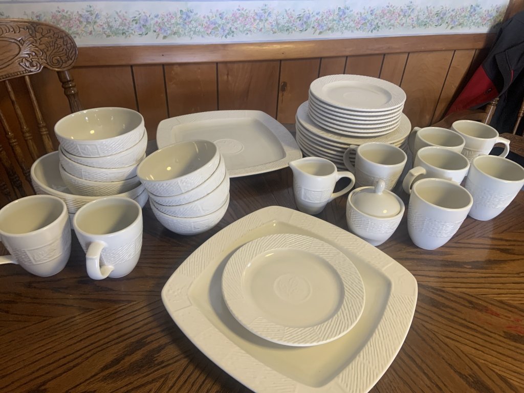 Property photo 7 - TIMED ONLINE ONLY PERSONAL PROPERTY AUCTION IN ALLEN COUNTY, INDIANA