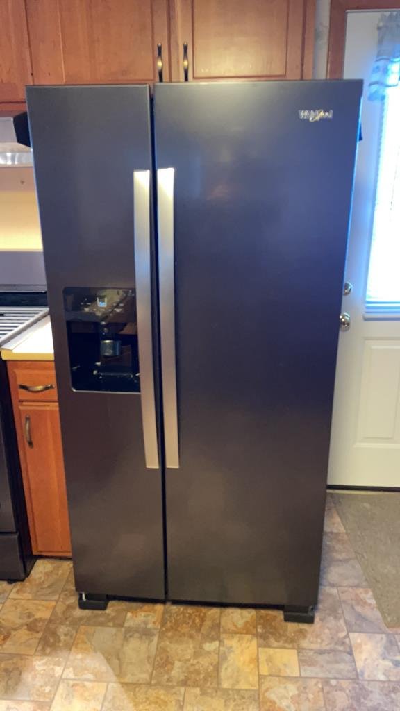 Property photo 1 - TIMED ONLINE ONLY APPLIANCE AUCTION IN ALLEN COUNTY, INDIANA
