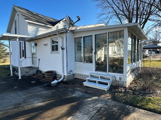 Property photo 8 - REAL ESTATE AUCTION IMMACULATE 3 BEDROOM HOME W/ LARGE GARAGE ON NEARLY 1 ACRE LOT IN ALLEN COUNTY, INDIANA