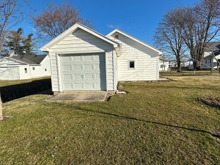Property photo 22 - REAL ESTATE AUCTION IMMACULATE 3 BEDROOM HOME W/ LARGE GARAGE ON NEARLY 1 ACRE LOT IN ALLEN COUNTY, INDIANA