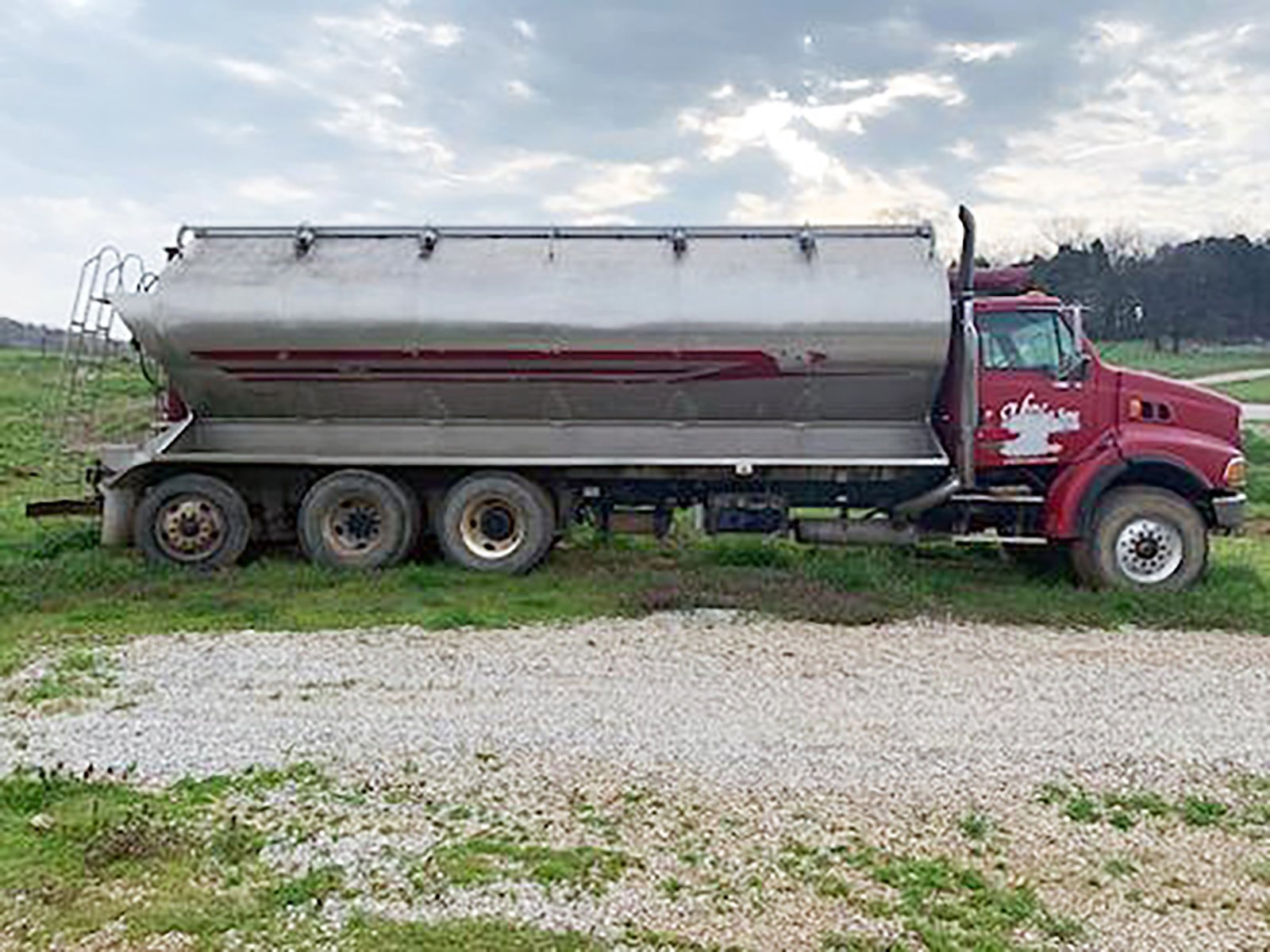 Property photo 21 - VIRTUAL MAY CONSIGNMENT FARM EQUIPMENT AUCTION