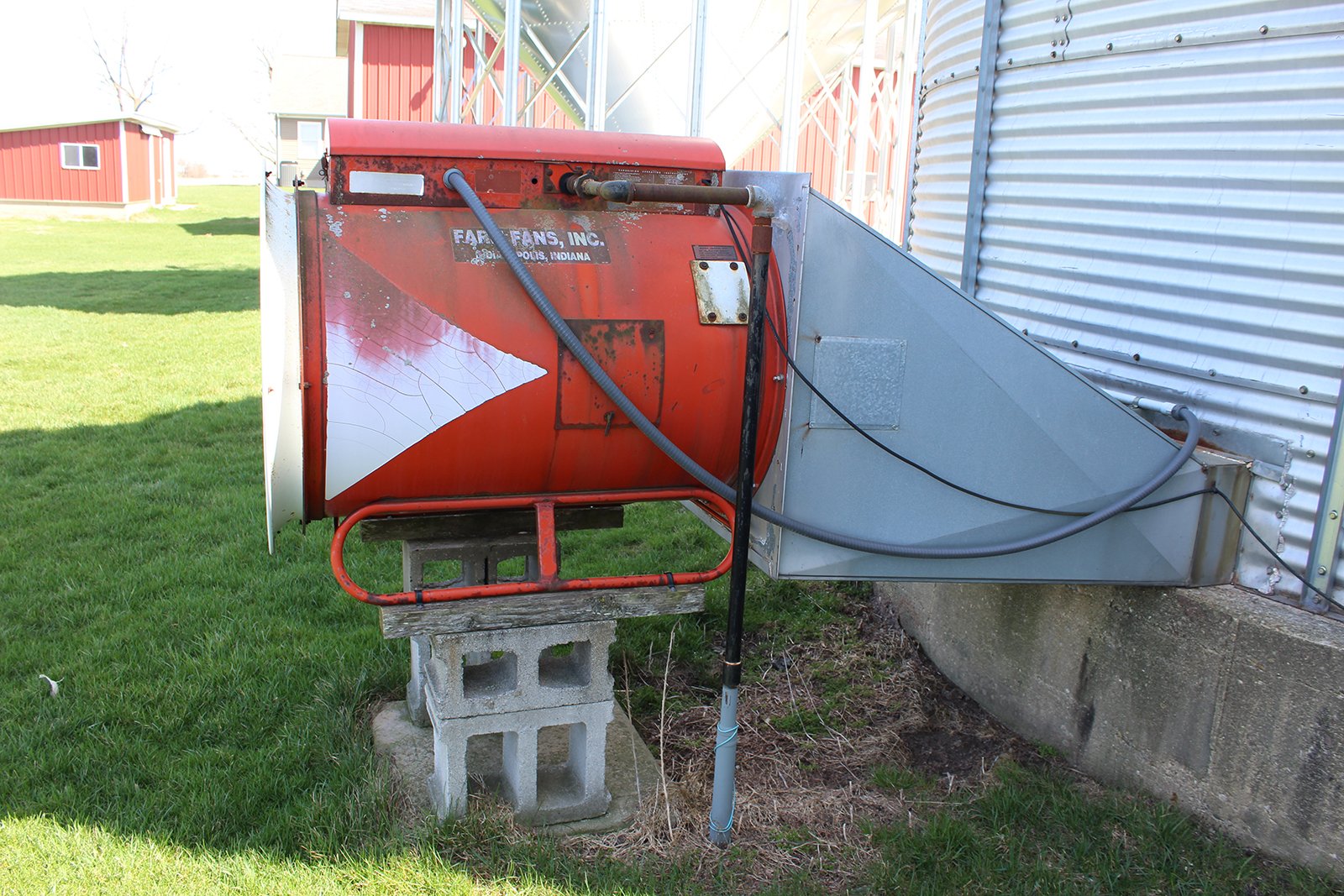 Property photo 1 - TIMED ONLINE ONLY MAY CONSIGNMENT FARM EQUIPMENT AUCTION