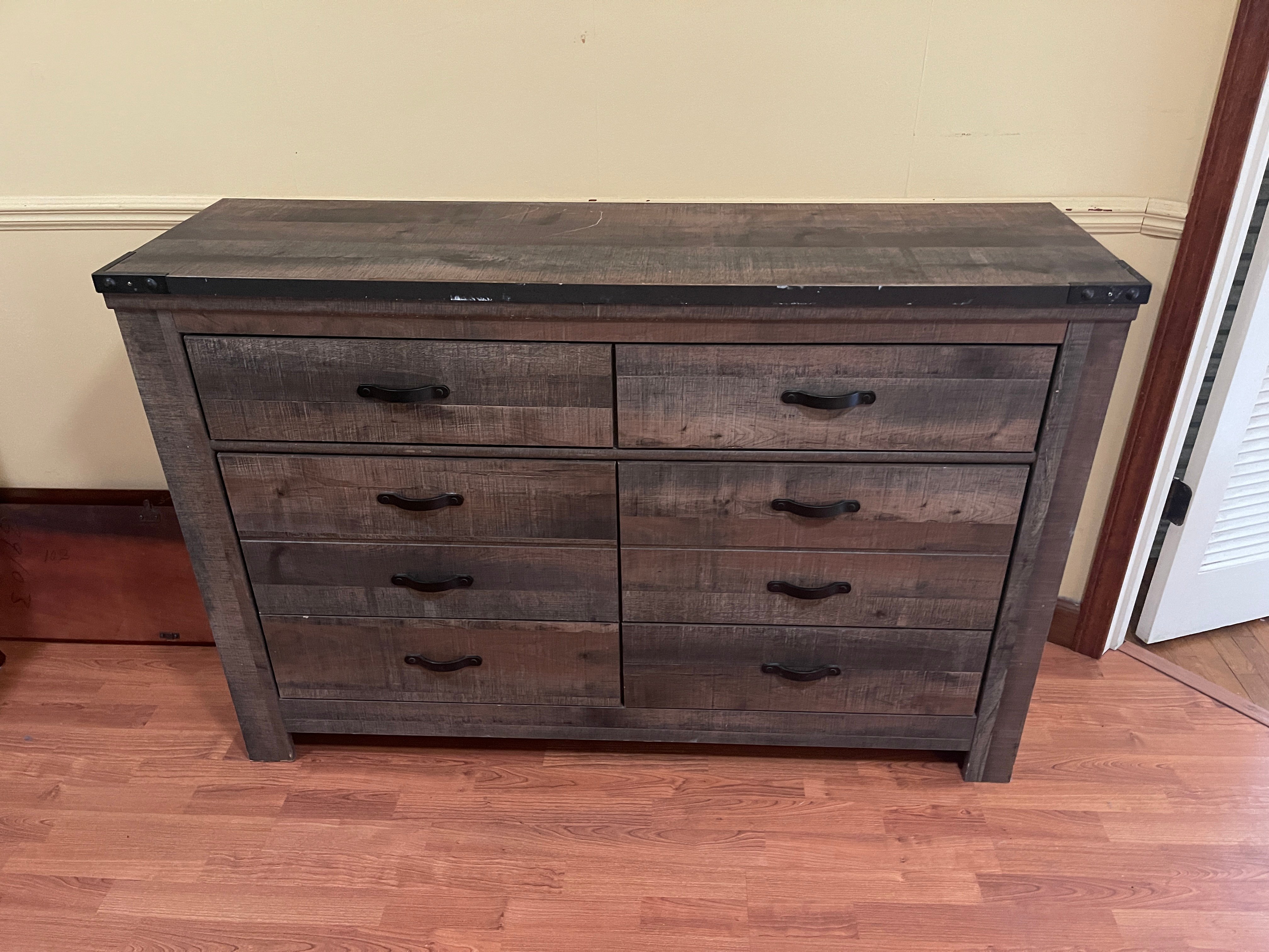 Property photo 5 - TIMED ONLINE ONLY PERSONAL PROPERTY AUCTION IN ALLEN COUNTY, INDIANA