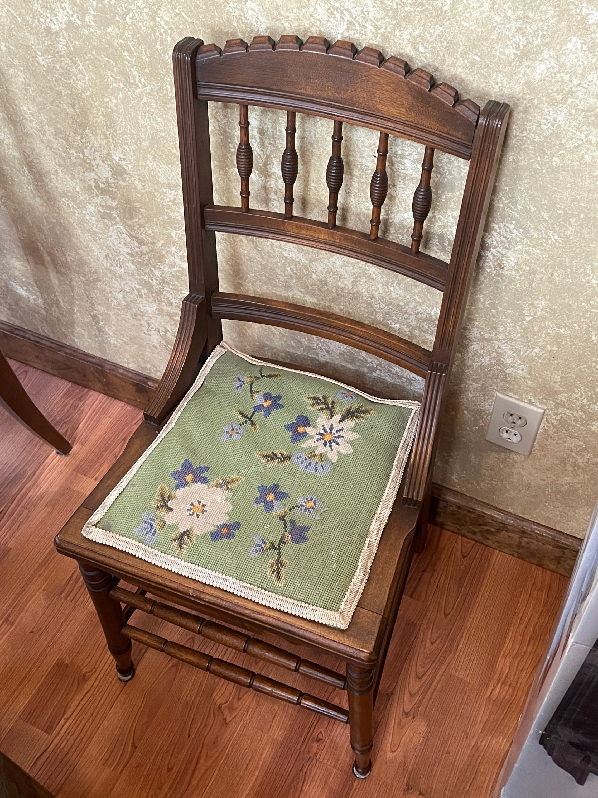 Property photo 4 - TIMED ONLINE ONLY PERSONAL PROPERTY AUCTION IN ALLEN COUNTY, INDIANA