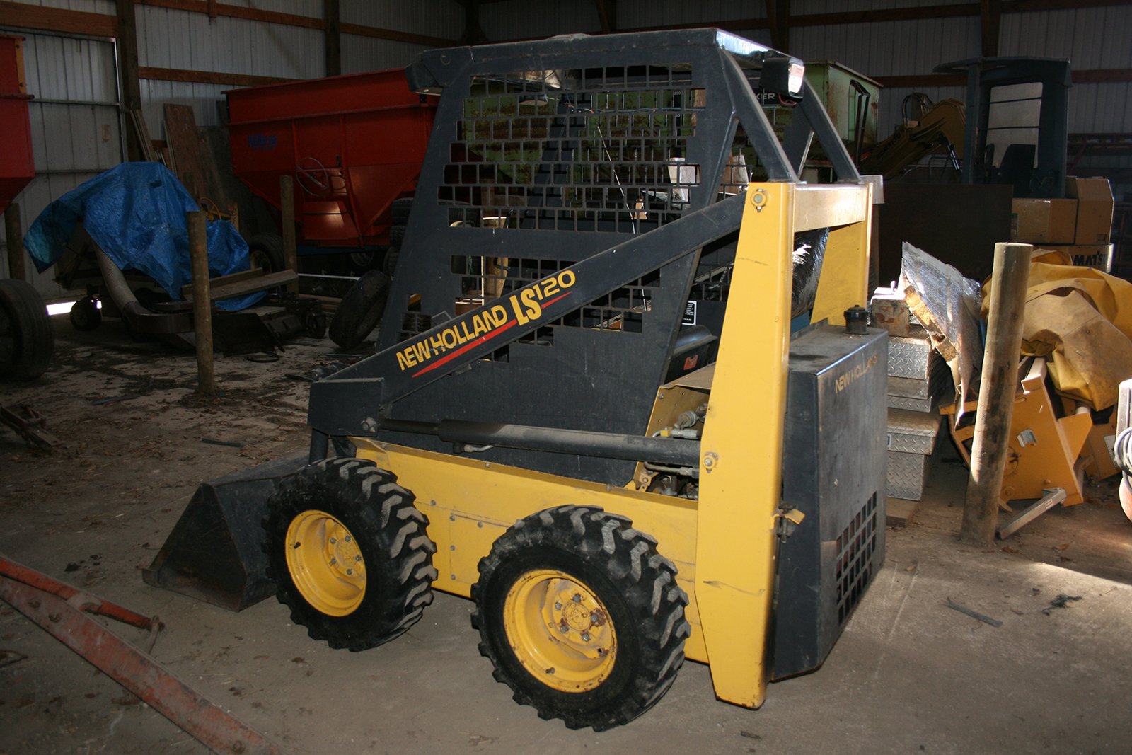 Property photo 11 - FARM EQUIPMENT AUCTION IN NOBLE COUNTY, INDIANA