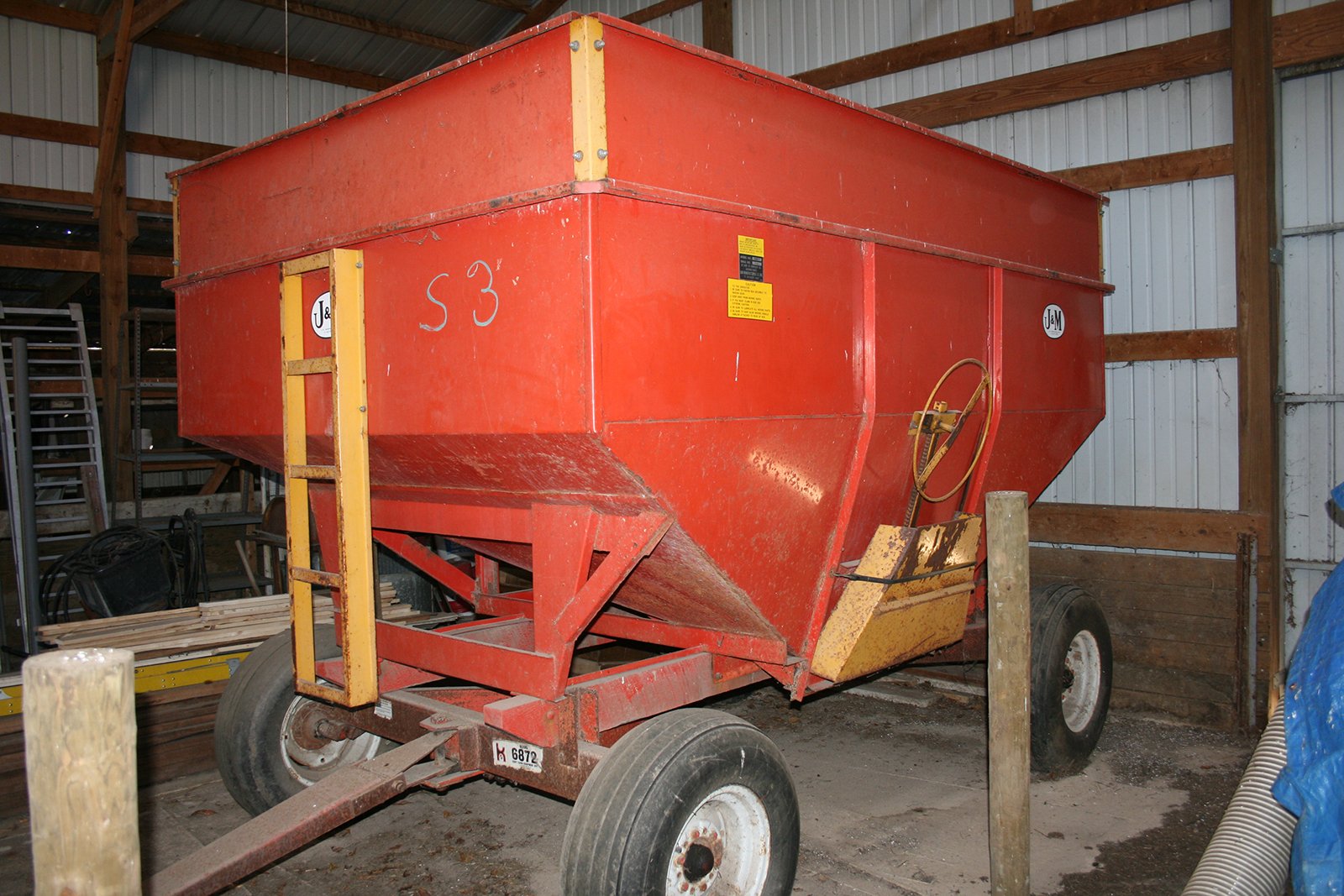 Property photo 9 - FARM EQUIPMENT AUCTION IN NOBLE COUNTY, INDIANA