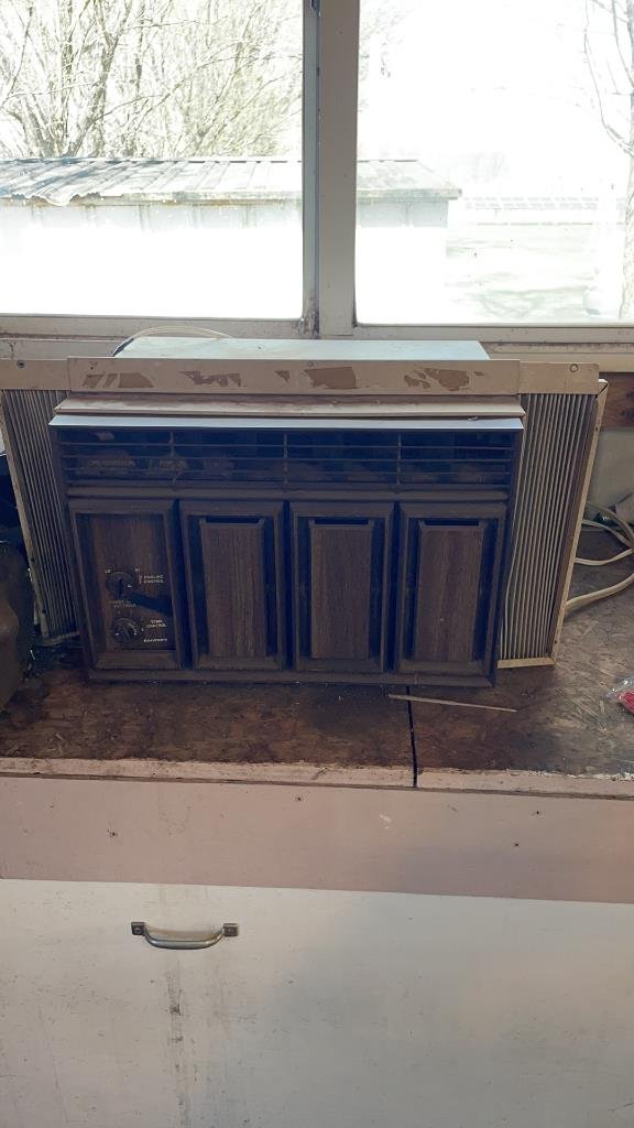 Property photo 208 - TIMED ONLINE ONLY PERSONAL PROPERTY AUCTION IN ALLEN COUNTY, INDIANA