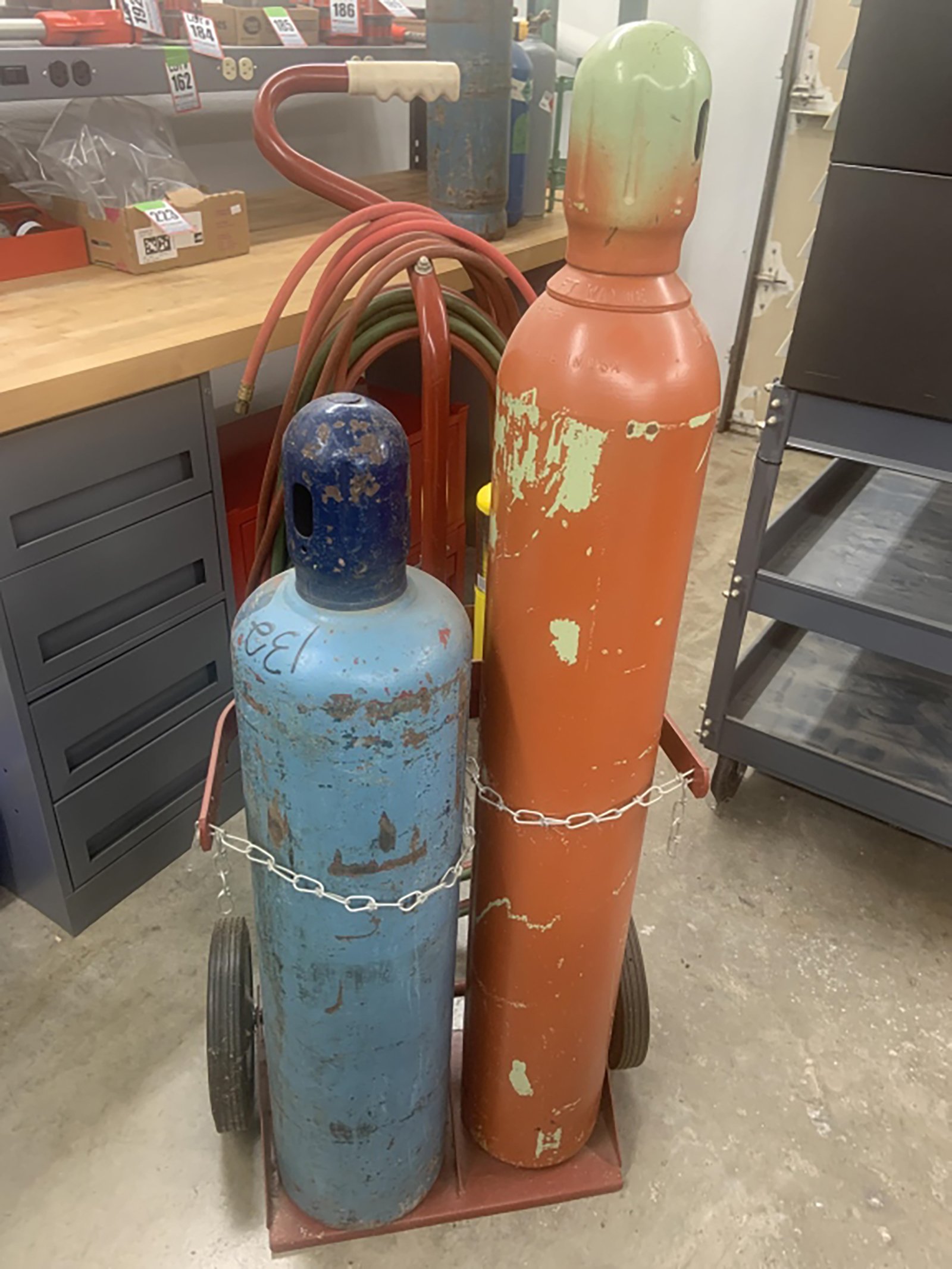 Property photo 127 - TIMED ONLINE ONLY PERSONAL PROPERTY AUCTION IN ALLEN COUNTY, INDIANA