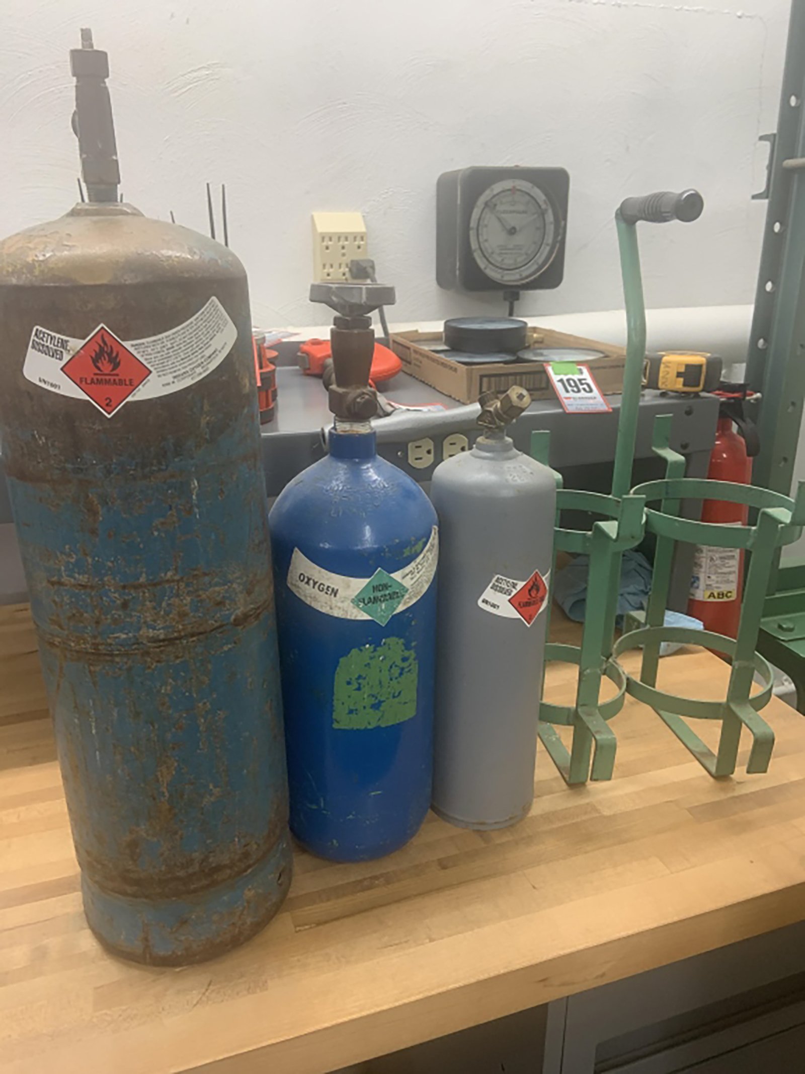 Property photo 128 - TIMED ONLINE ONLY PERSONAL PROPERTY AUCTION IN ALLEN COUNTY, INDIANA