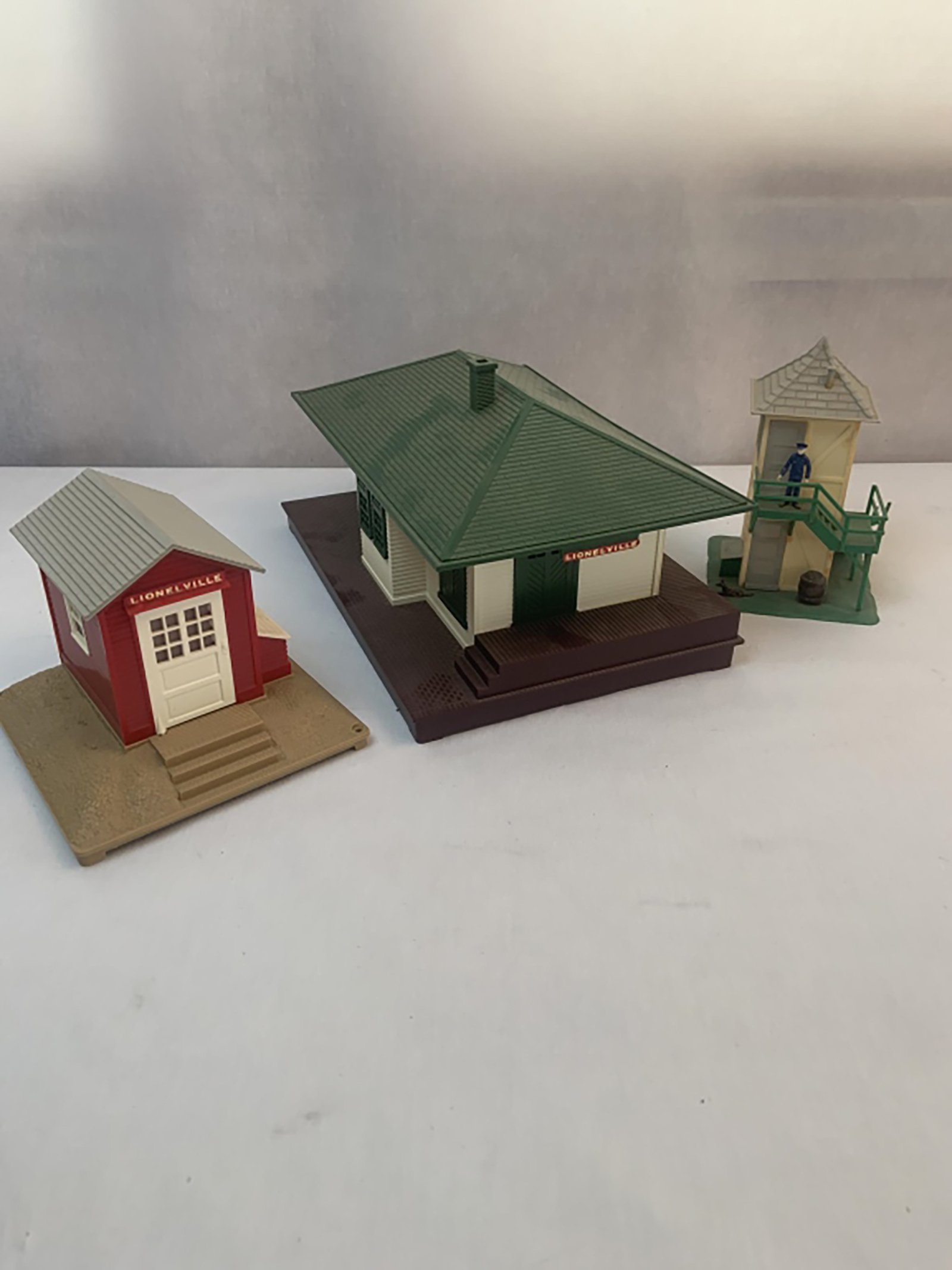 Property photo 319 - TIMED ONLINE ONLY PERSONAL PROPERTY AUCTION IN ALLEN COUNTY, INDIANA