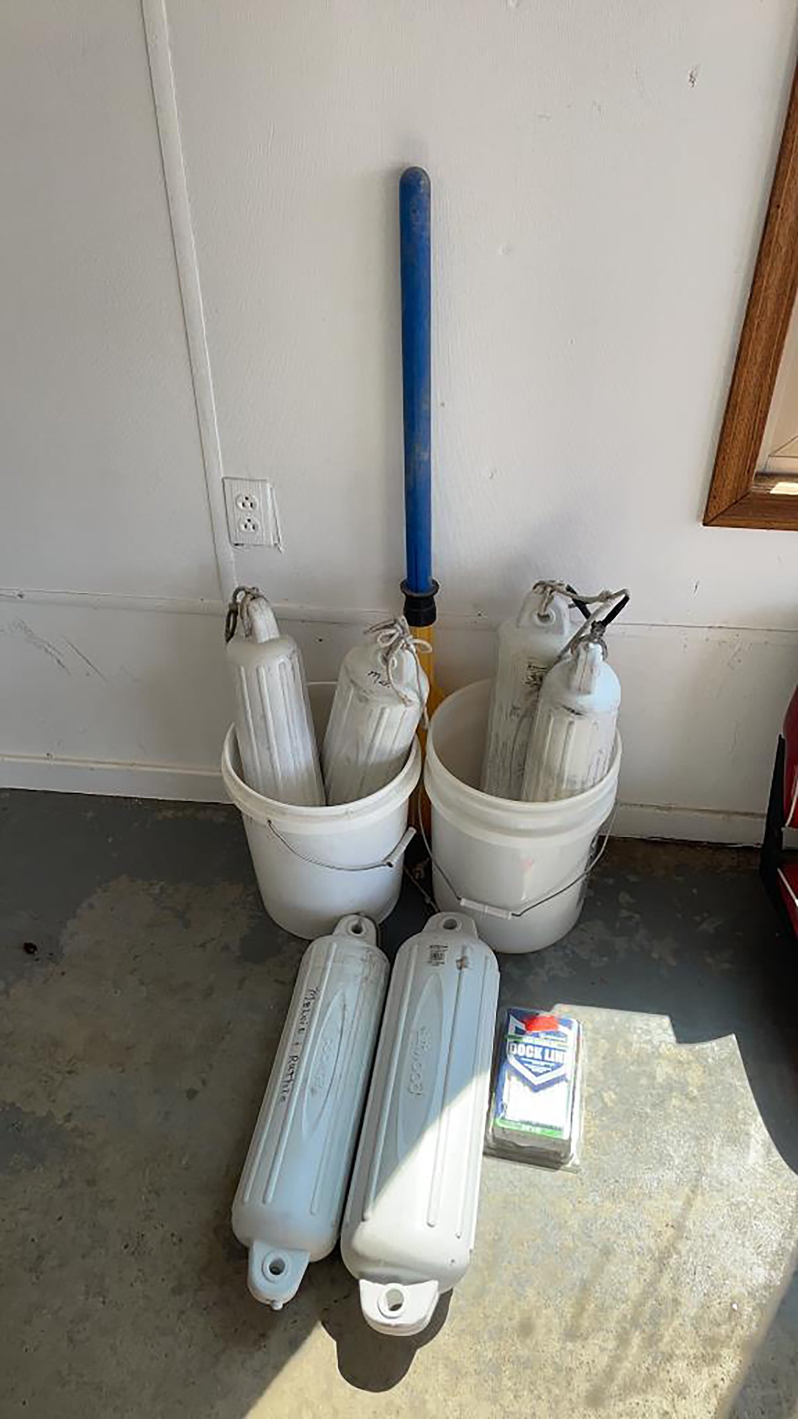 Property photo 219 - TIMED ONLINE ONLY PERSONAL PROPERTY AUCTION IN ALLEN COUNTY, INDIANA