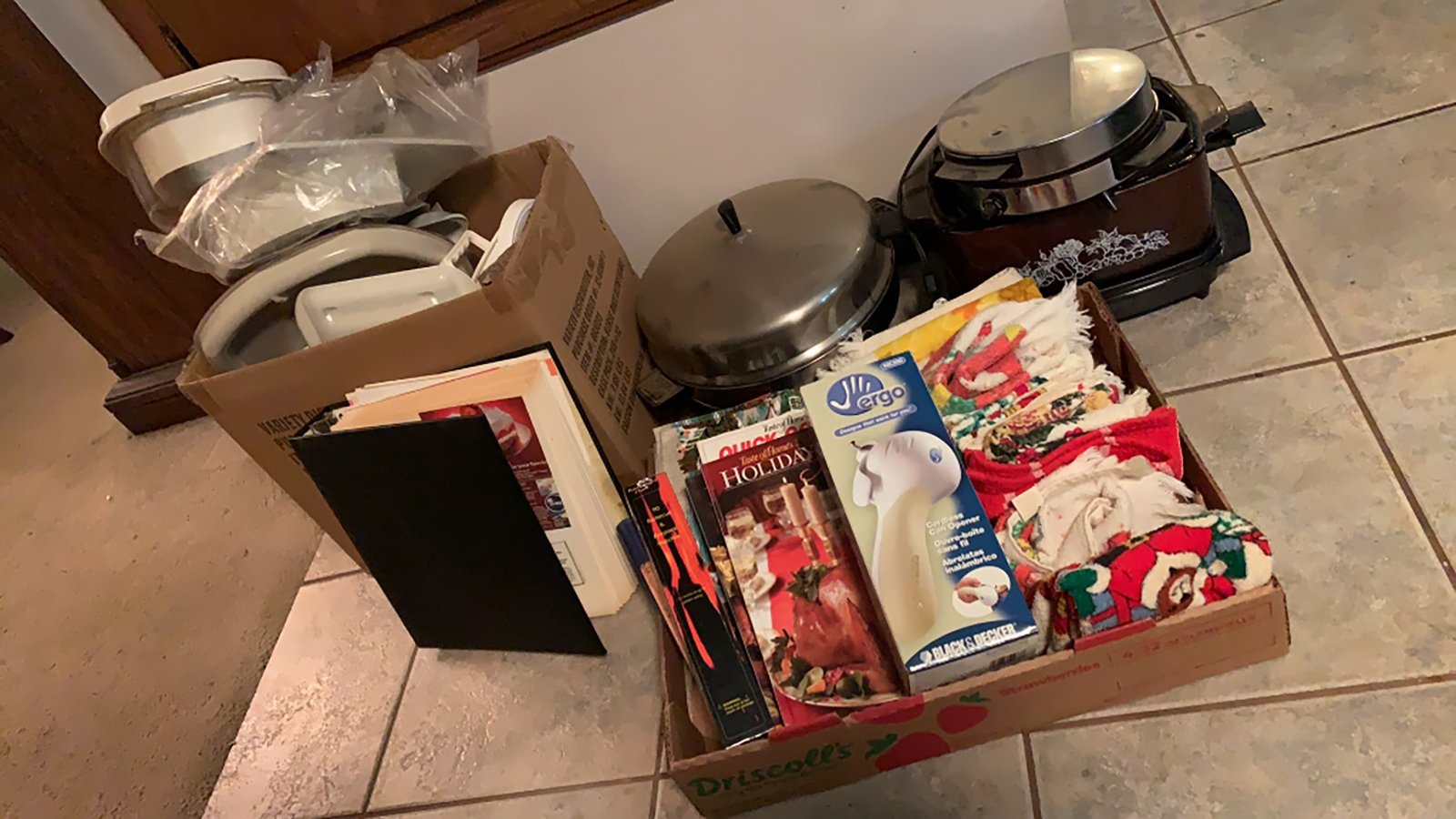 Property photo 405 - TIMED ONLINE ONLY PERSONAL PROPERTY AUCTION IN ALLEN COUNTY, INDIANA
