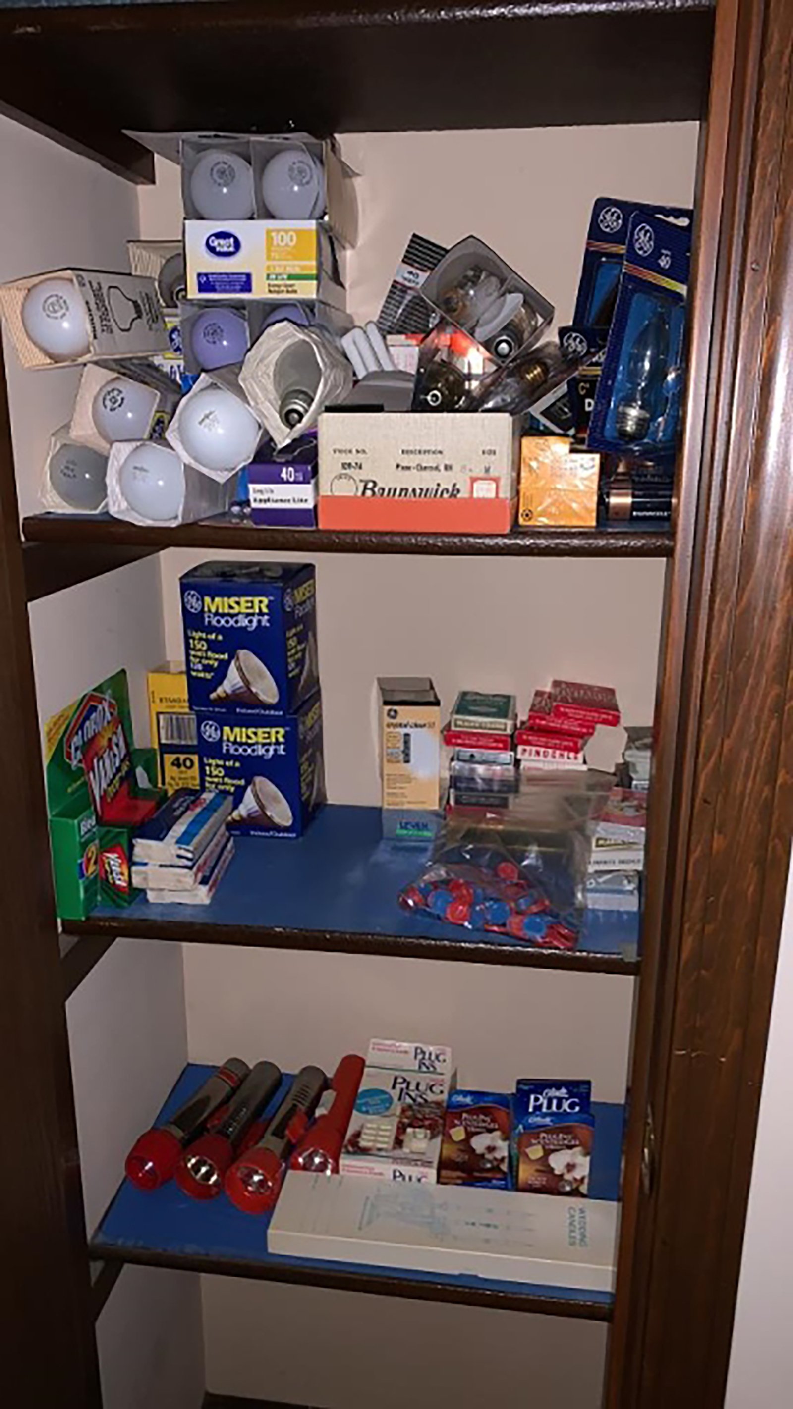 Property photo 413 - TIMED ONLINE ONLY PERSONAL PROPERTY AUCTION IN ALLEN COUNTY, INDIANA