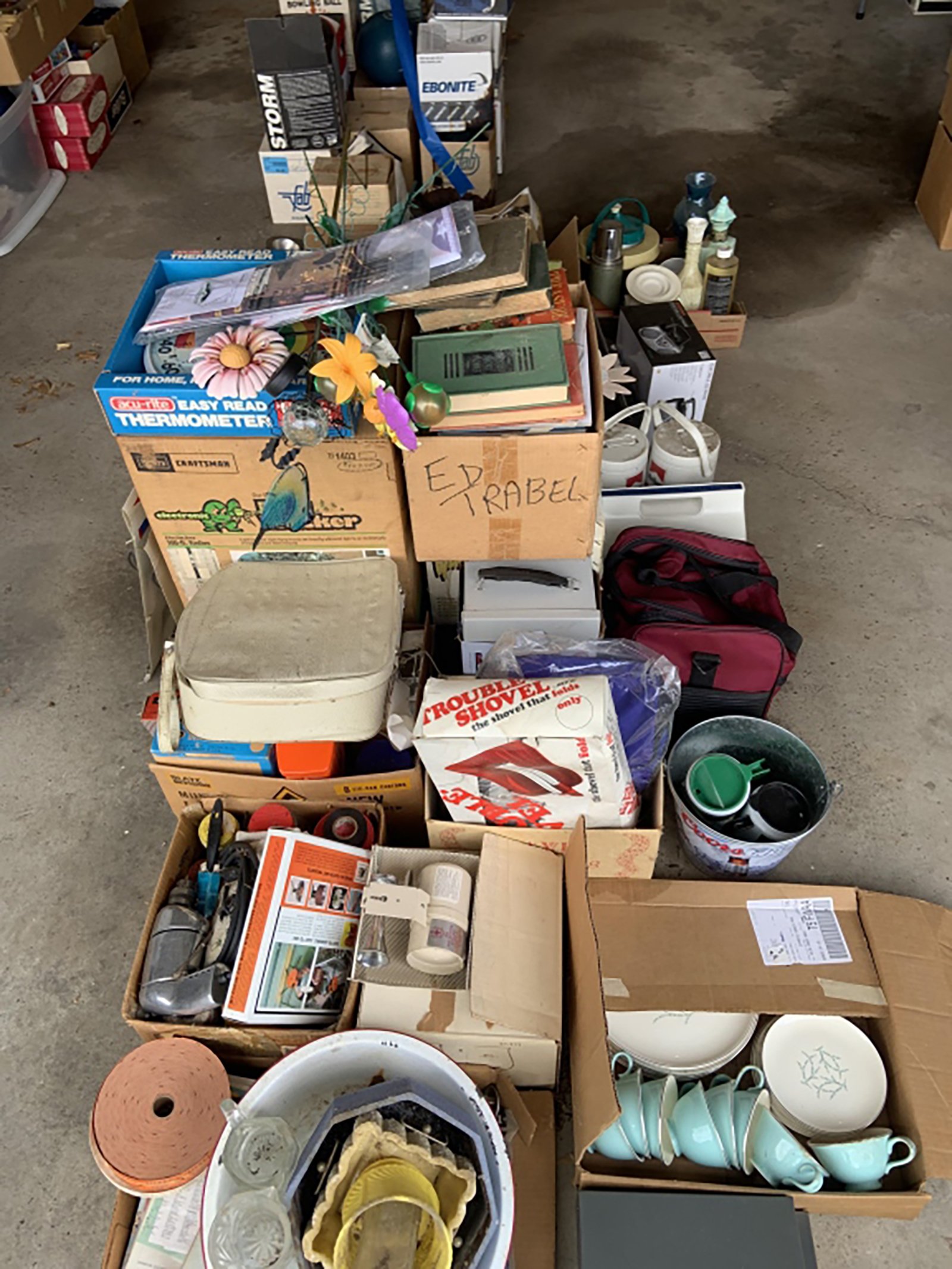 Property photo 546 - TIMED ONLINE ONLY PERSONAL PROPERTY AUCTION IN ALLEN COUNTY, INDIANA