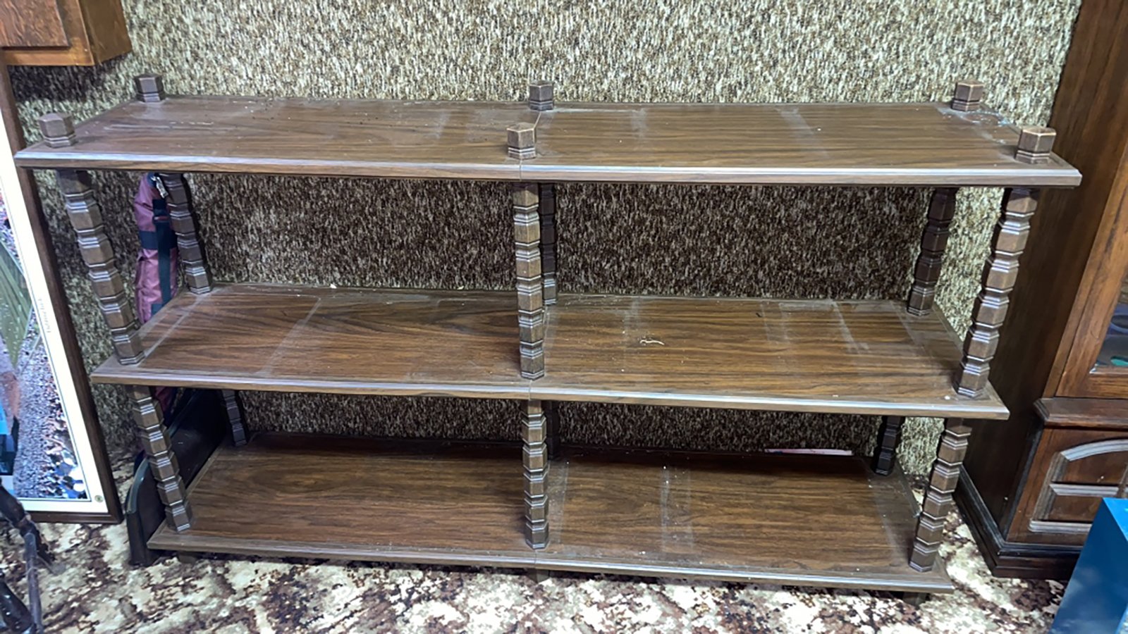 Property photo 575 - TIMED ONLINE ONLY PERSONAL PROPERTY AUCTION IN ALLEN COUNTY, INDIANA