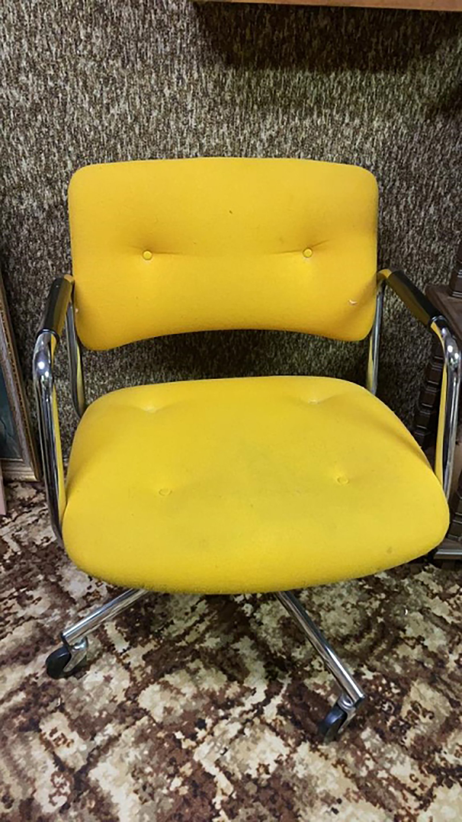 Property photo 587 - TIMED ONLINE ONLY PERSONAL PROPERTY AUCTION IN ALLEN COUNTY, INDIANA