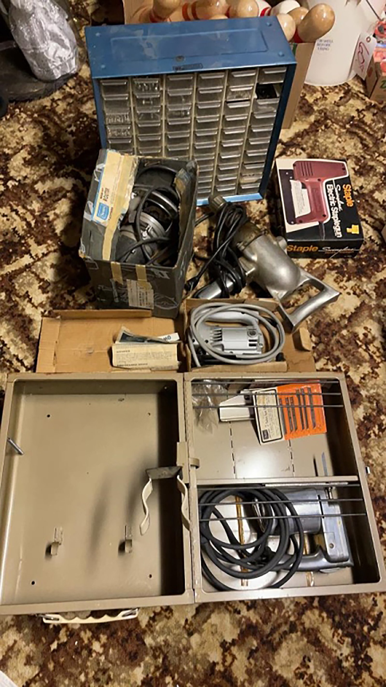 Property photo 598 - TIMED ONLINE ONLY PERSONAL PROPERTY AUCTION IN ALLEN COUNTY, INDIANA