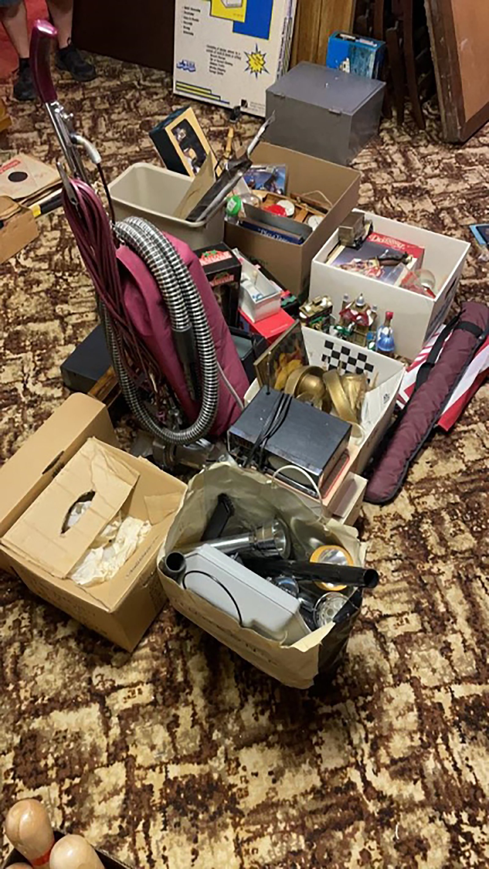 Property photo 600 - TIMED ONLINE ONLY PERSONAL PROPERTY AUCTION IN ALLEN COUNTY, INDIANA