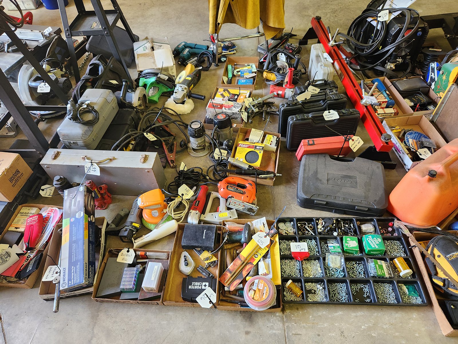 Property photo 31 - TIMED ONLINE ONLY PERSONAL PROPERTY AUCTION IN KOSCIUSKO COUNTY, INDIANA