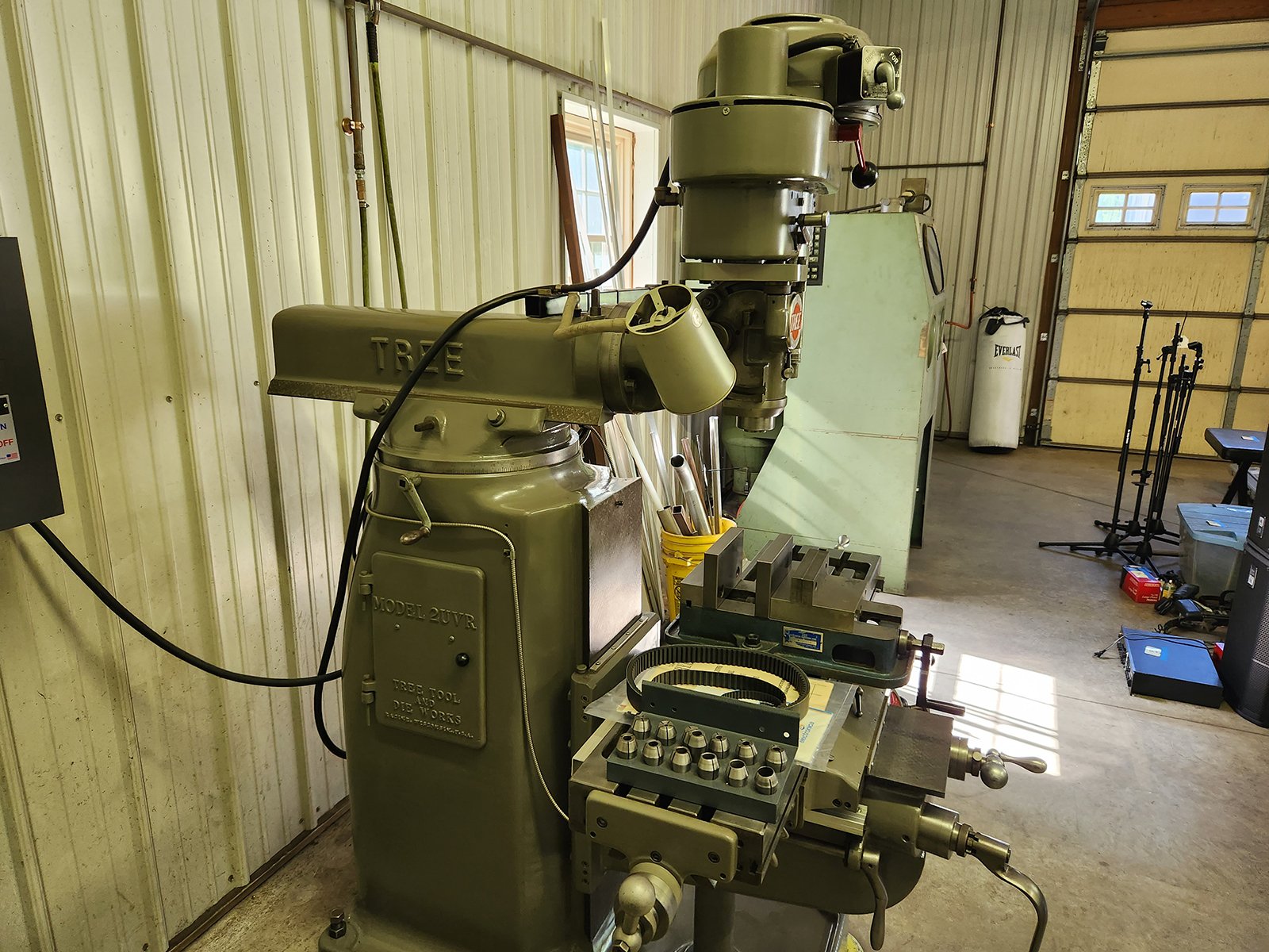 Property photo 77 - TIMED ONLINE ONLY PERSONAL PROPERTY AUCTION IN KOSCIUSKO COUNTY, INDIANA