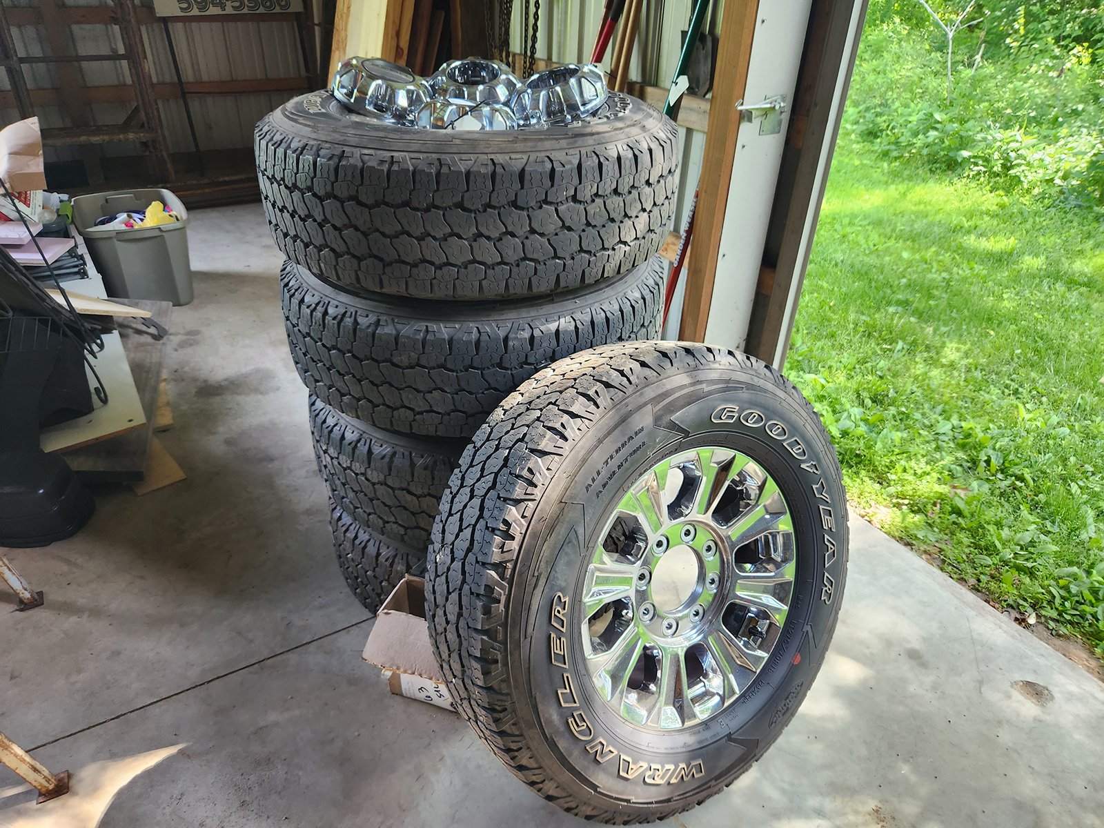 Property photo 80 - TIMED ONLINE ONLY PERSONAL PROPERTY AUCTION IN KOSCIUSKO COUNTY, INDIANA