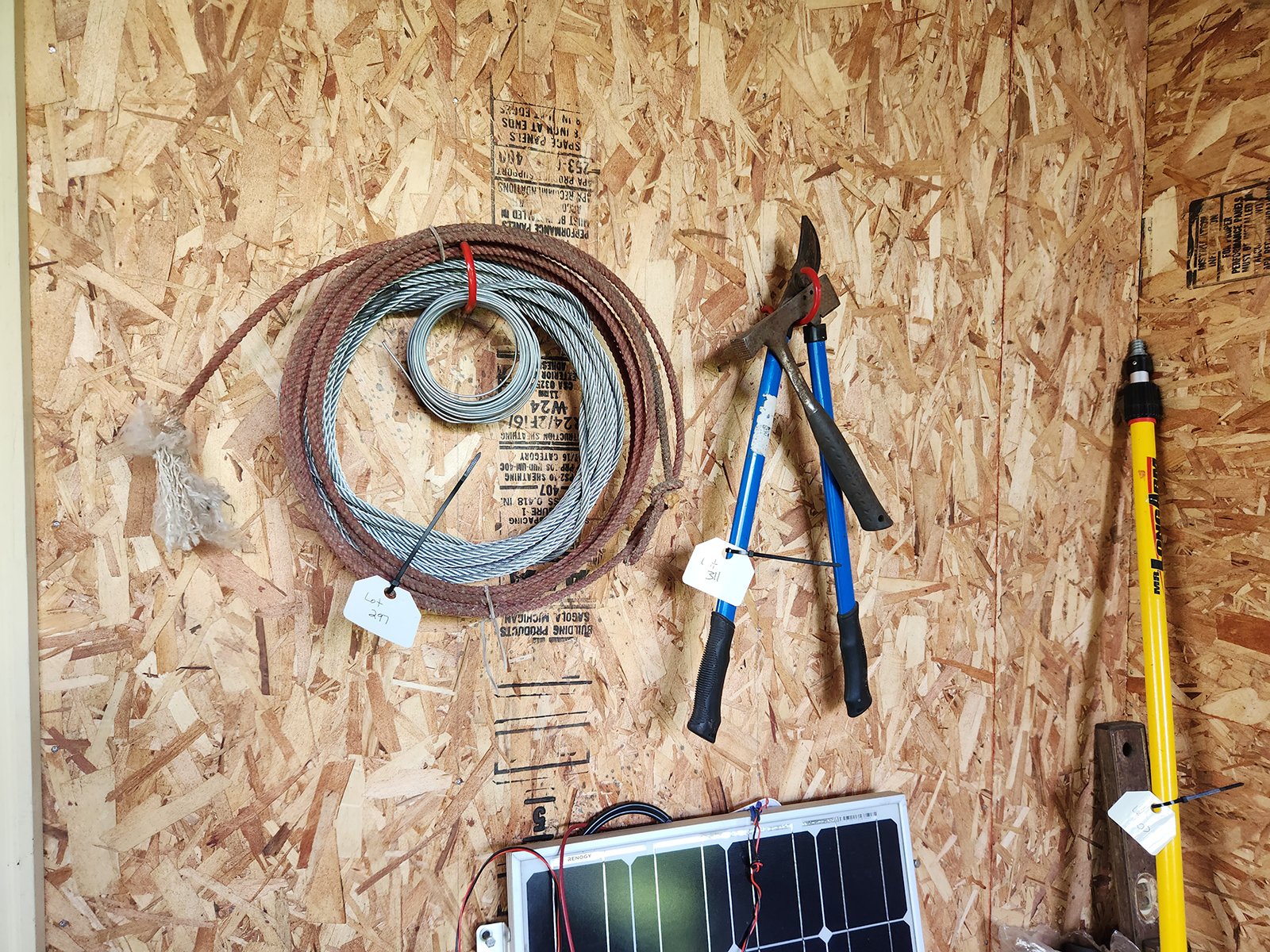 Property photo 93 - TIMED ONLINE ONLY PERSONAL PROPERTY AUCTION IN KOSCIUSKO COUNTY, INDIANA