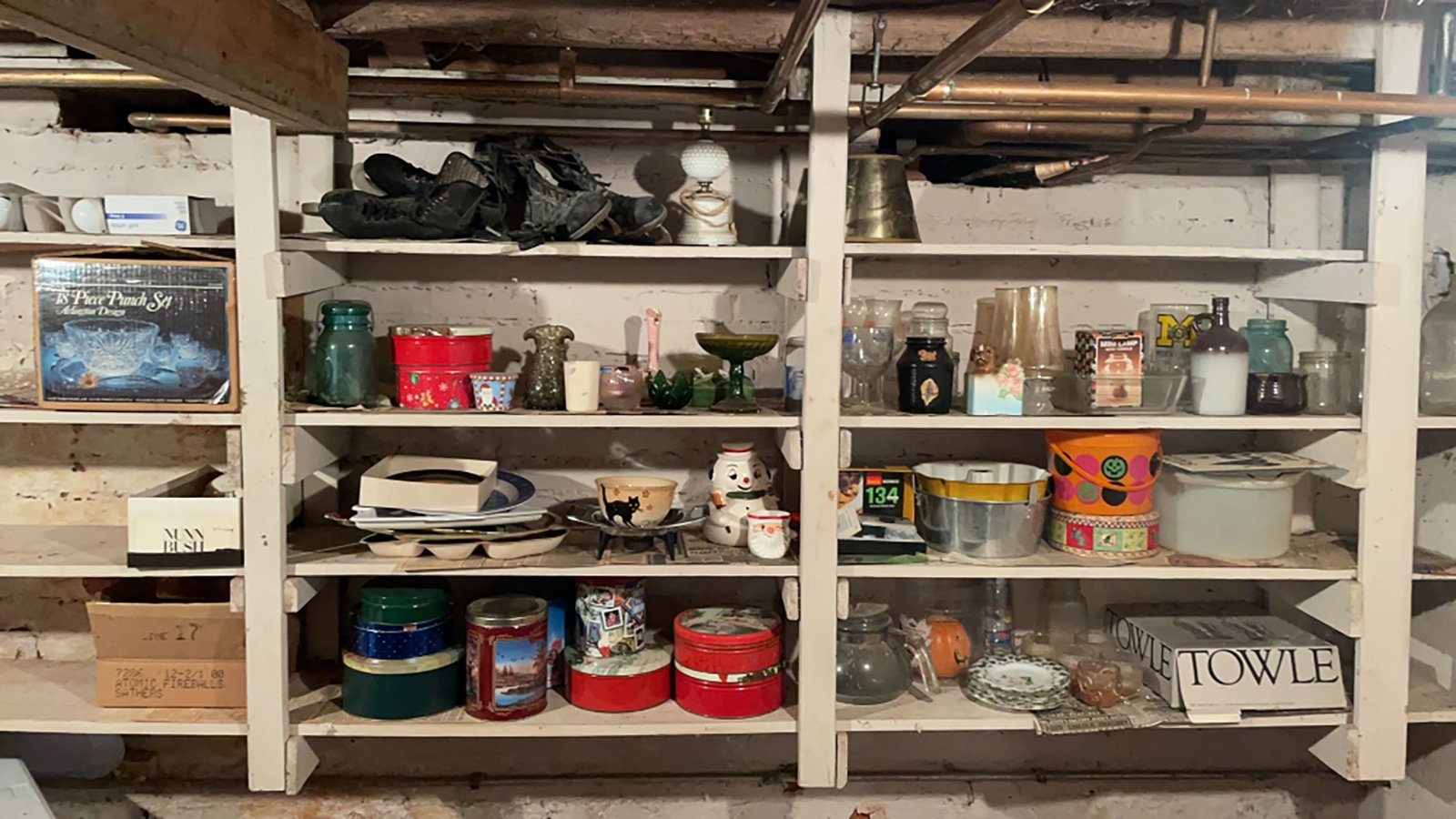 Property photo 301 - TIMED ONLINE ONLY PERSONAL PROPERTY AUCTION IN ALLEN COUNTY, INDIANA