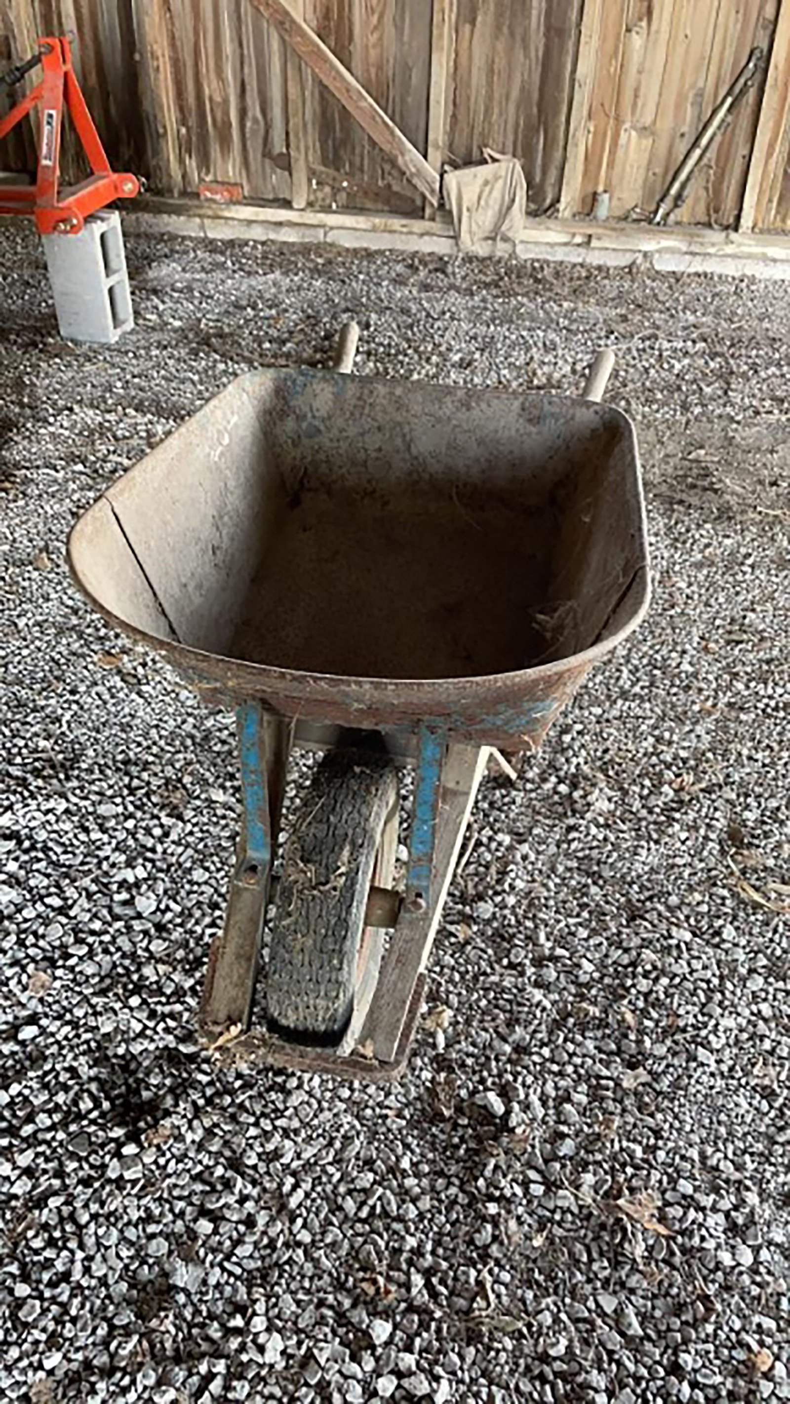 Property photo 361 - TIMED ONLINE ONLY PERSONAL PROPERTY AUCTION IN ALLEN COUNTY, INDIANA