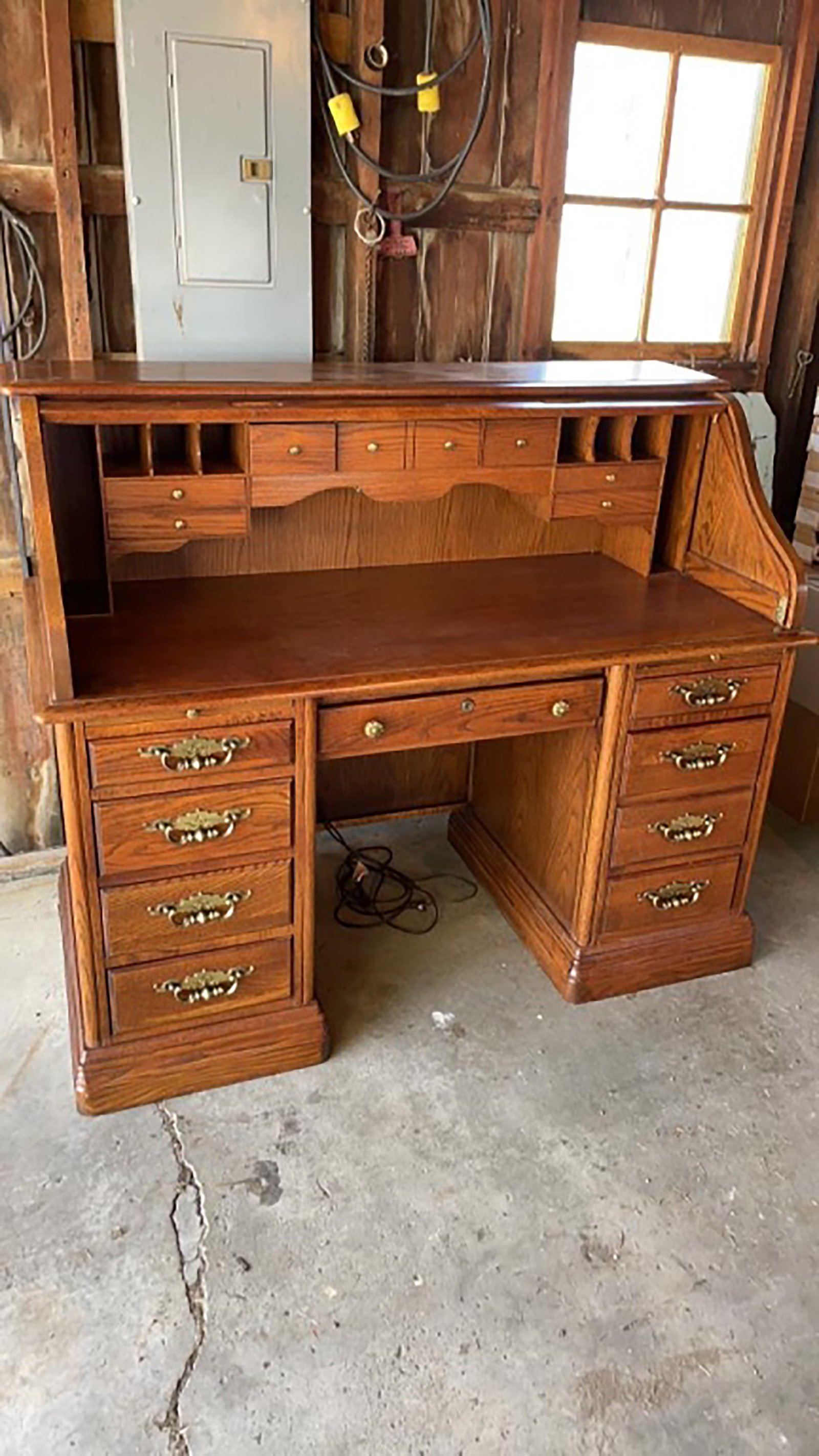 Property photo 36 - TIMED ONLINE ONLY PERSONAL PROPERTY AUCTION IN ALLEN COUNTY, INDIANA