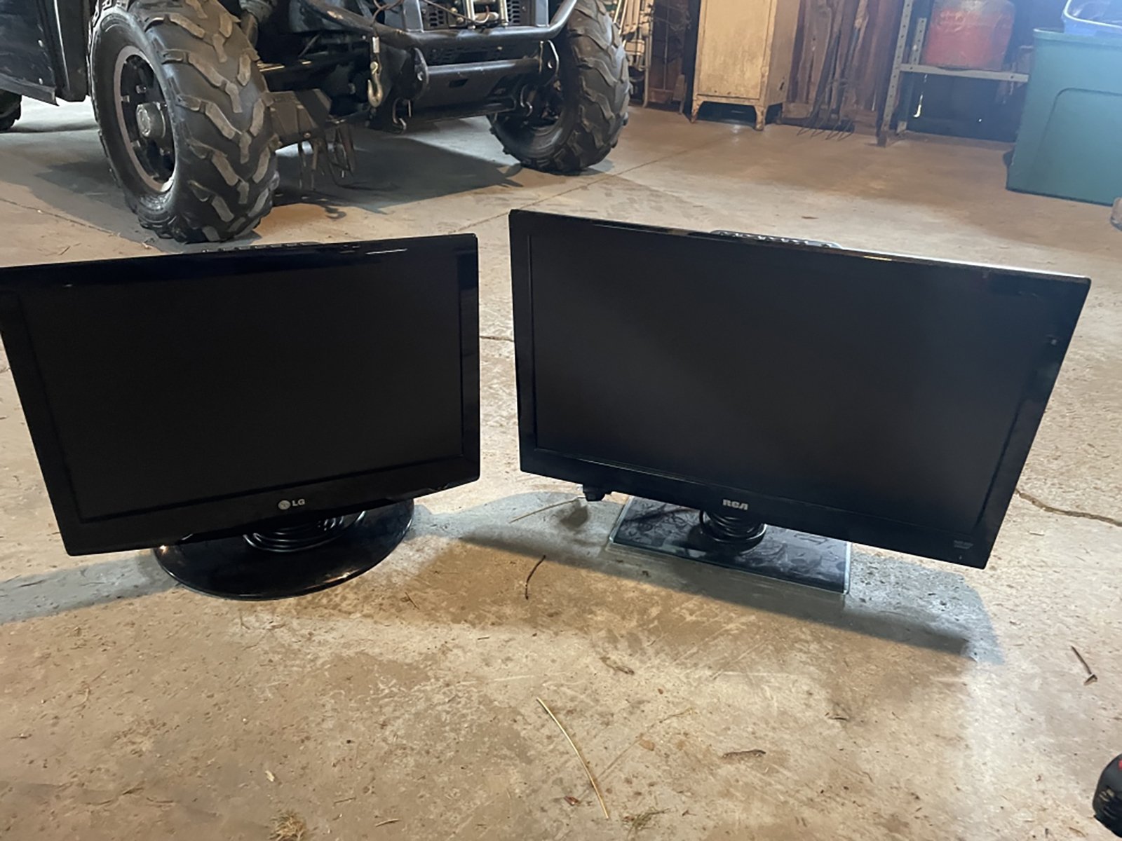 Property photo 44 - TIMED ONLINE ONLY PERSONAL PROPERTY AUCTION IN ALLEN COUNTY, INDIANA