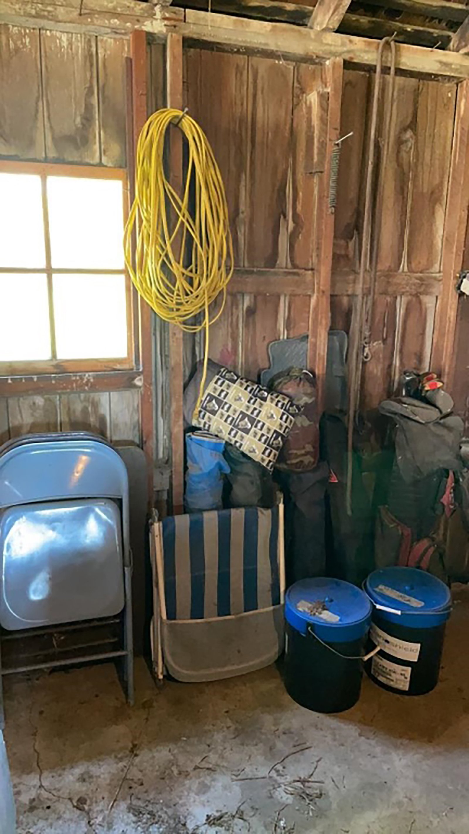Property photo 424 - TIMED ONLINE ONLY PERSONAL PROPERTY AUCTION IN ALLEN COUNTY, INDIANA