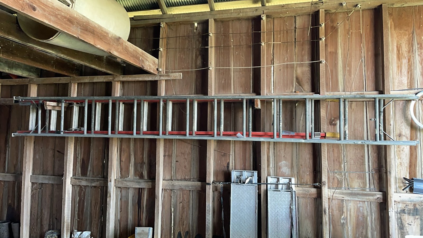 Property photo 429 - TIMED ONLINE ONLY PERSONAL PROPERTY AUCTION IN ALLEN COUNTY, INDIANA