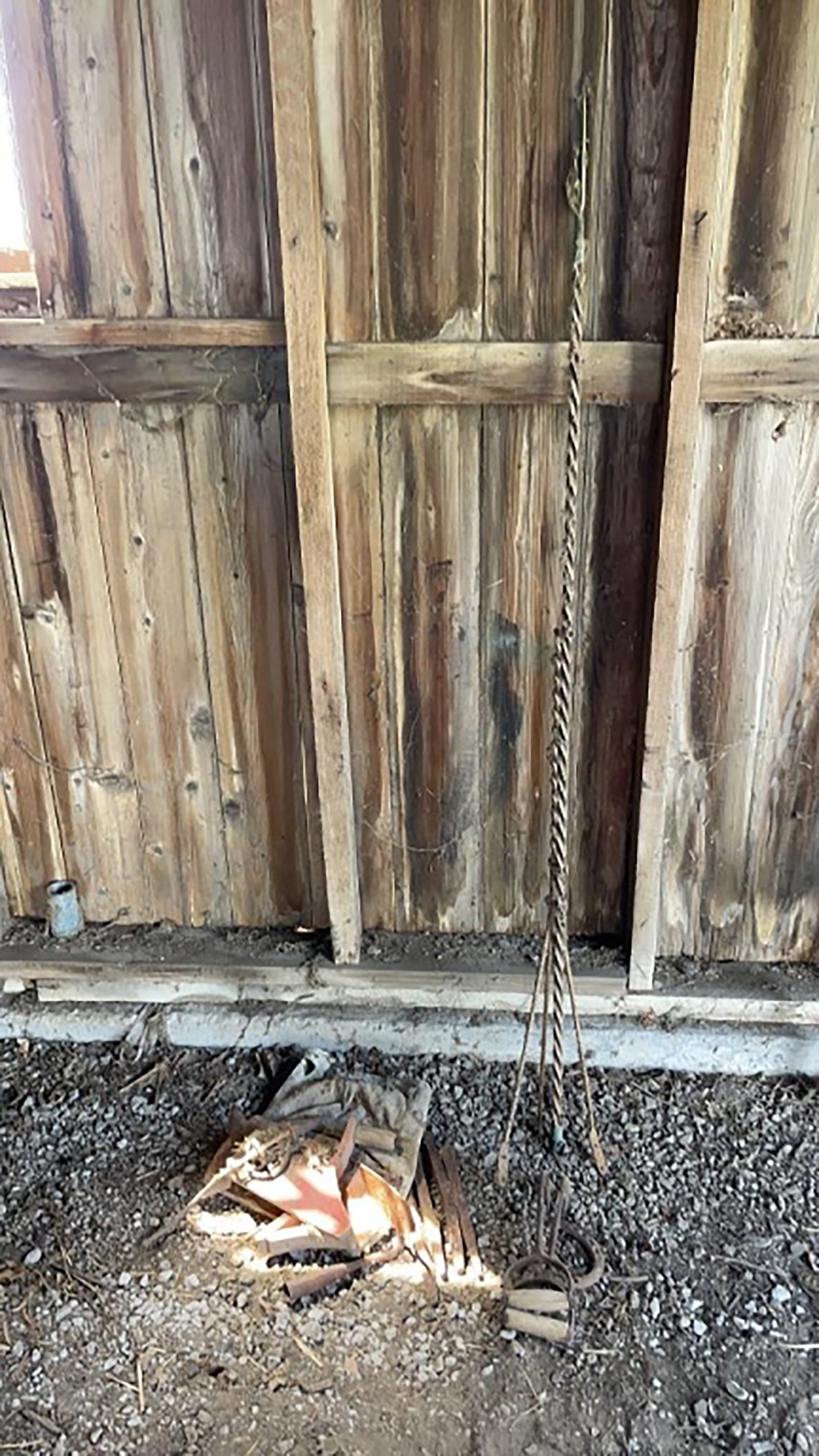 Property photo 438 - TIMED ONLINE ONLY PERSONAL PROPERTY AUCTION IN ALLEN COUNTY, INDIANA