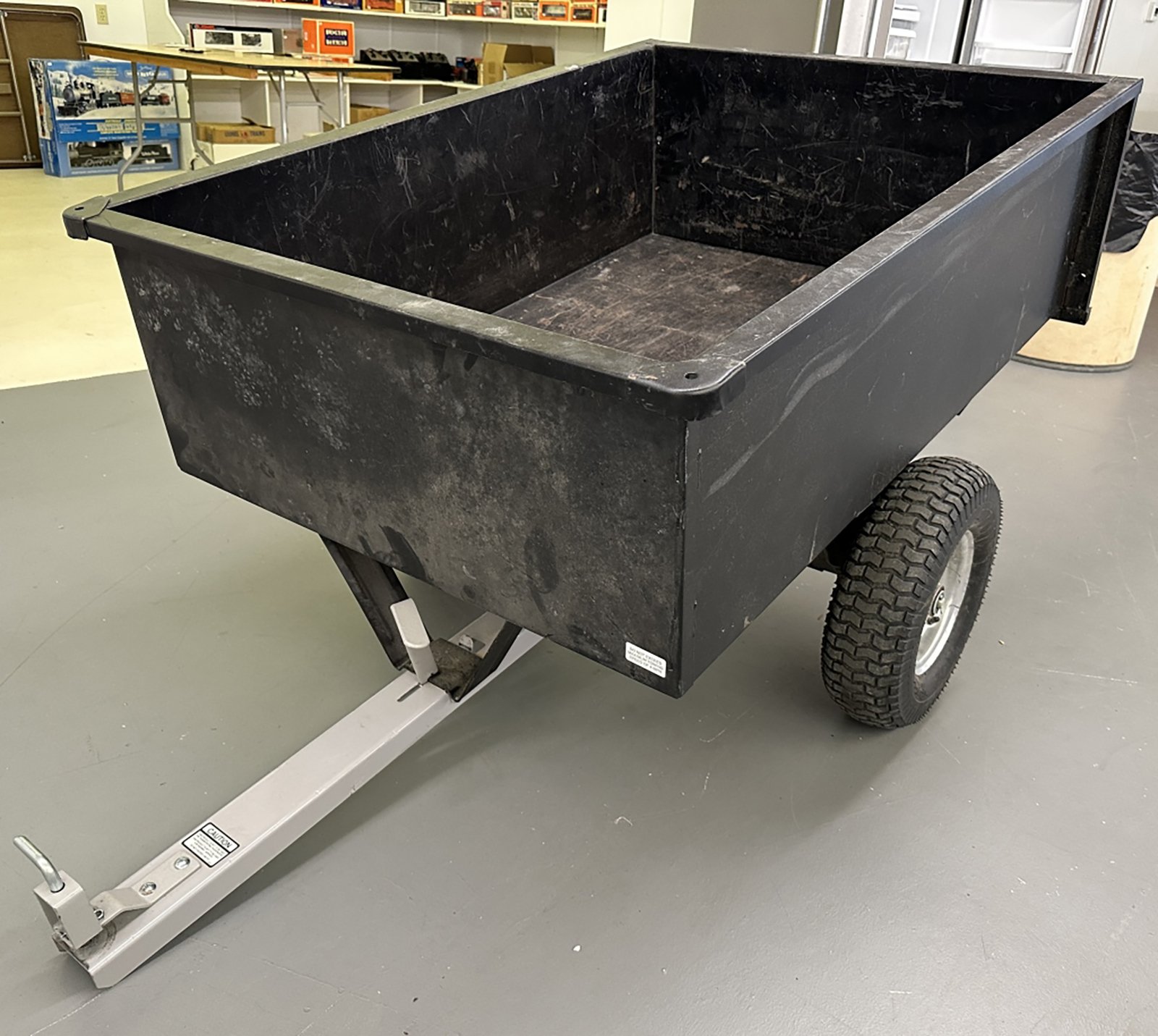 Property photo 112 - TIMED ONLINE ONLY PERSONAL PROPERTY CONSIGNMENT AUCTION IN ALLEN COUNTY, INDIANA
