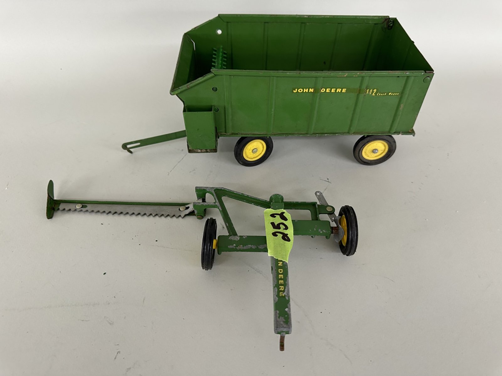 Property photo 170 - TIMED ONLINE ONLY PERSONAL PROPERTY CONSIGNMENT AUCTION IN ALLEN COUNTY, INDIANA