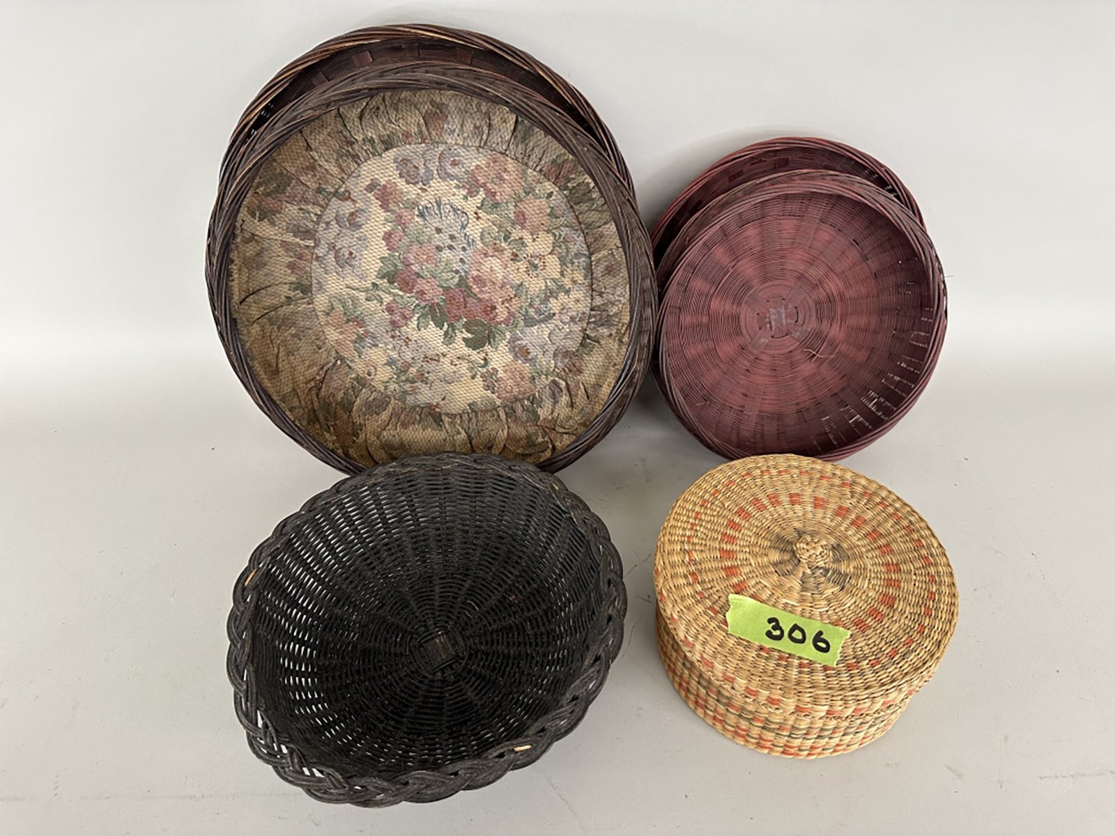 Property photo 303 - TIMED ONLINE ONLY PERSONAL PROPERTY CONSIGNMENT AUCTION IN ALLEN COUNTY, INDIANA