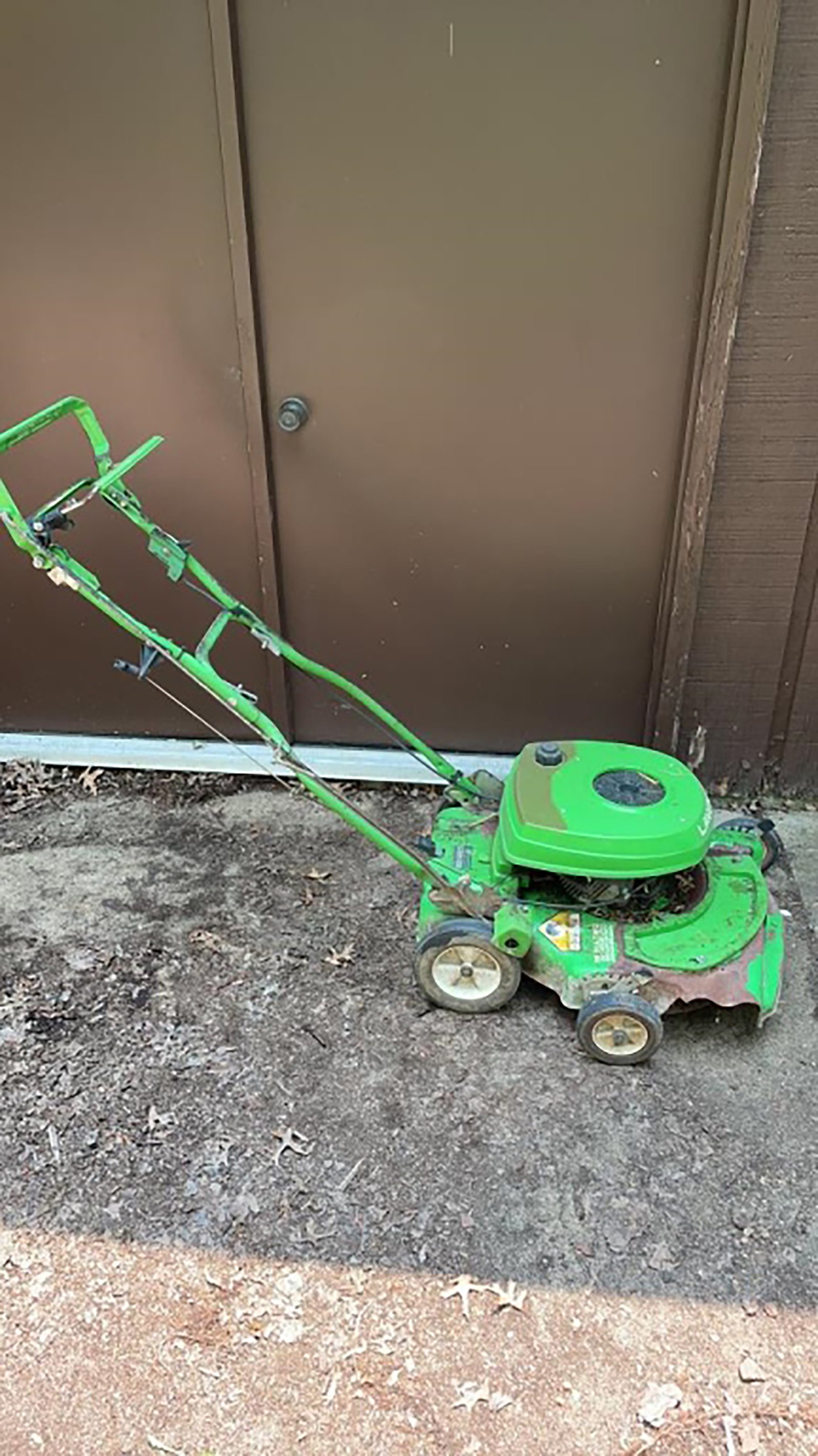 Property photo 208 - TIMED ONLINE ONLY PERSONAL PROPERTY AUCTION IN ALLEN COUNTY, INDIANA