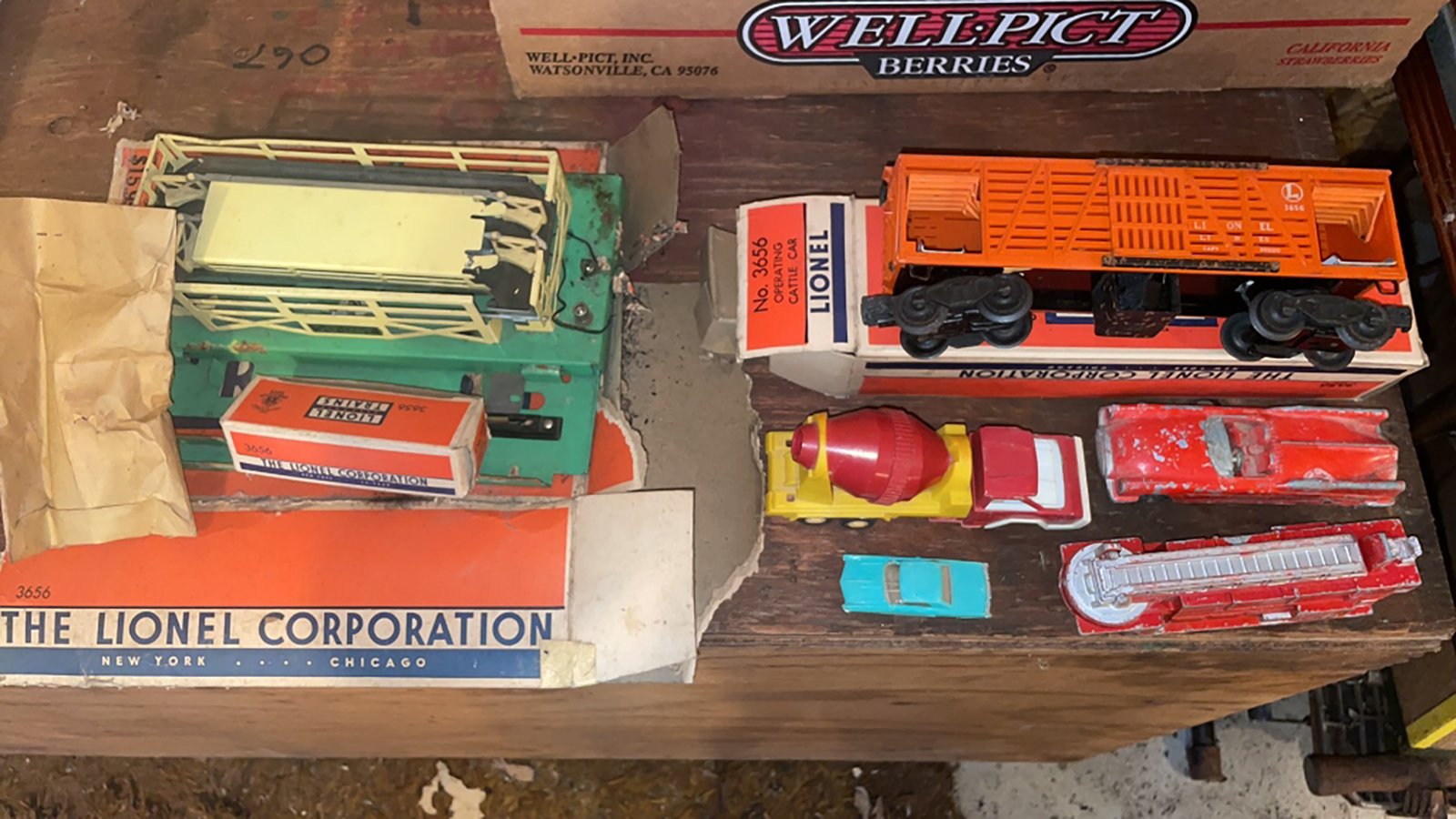 Property photo 290 - TIMED ONLINE ONLY PERSONAL PROPERTY AUCTION IN ALLEN COUNTY, INDIANA